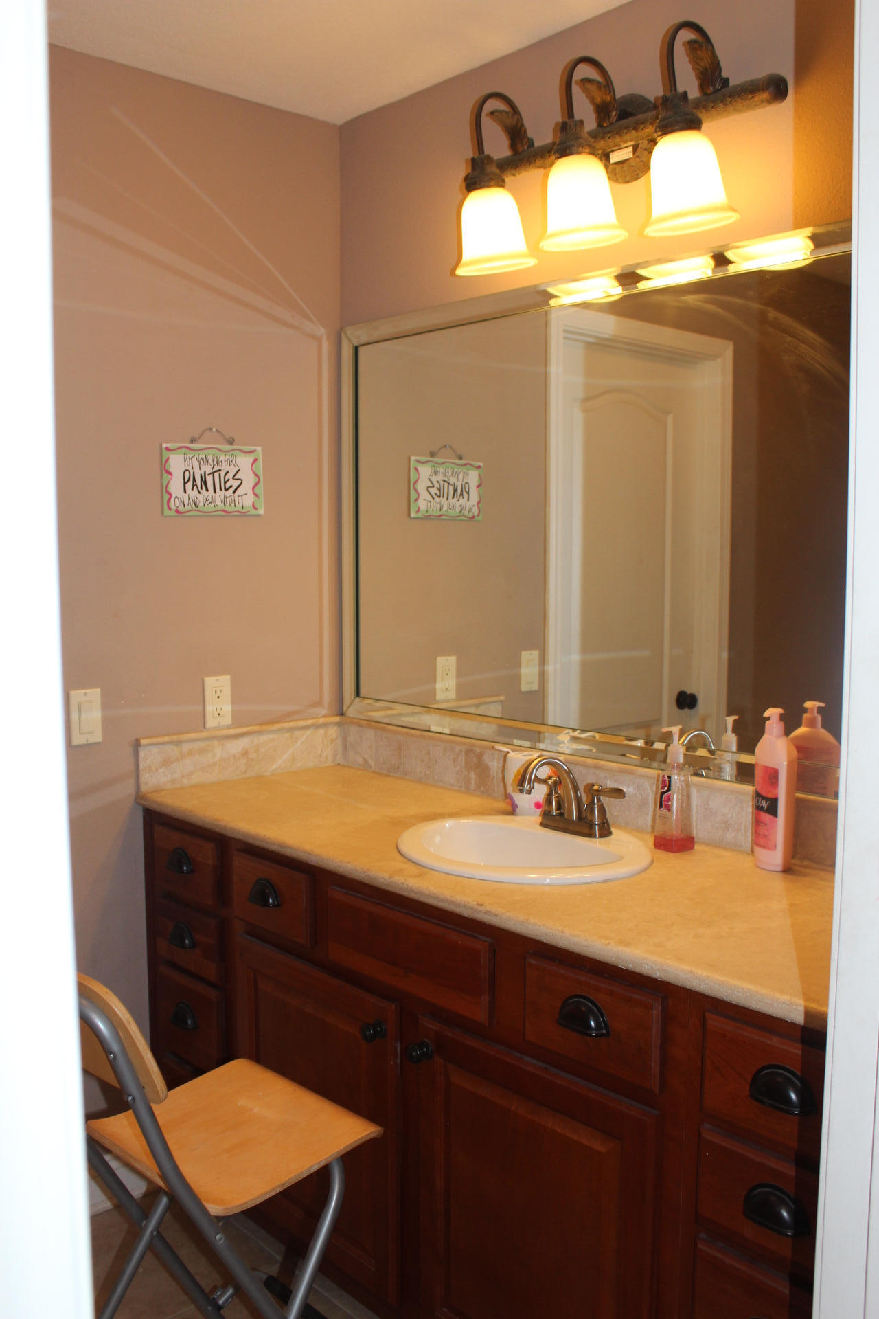 WHISPERING PINES - Residential