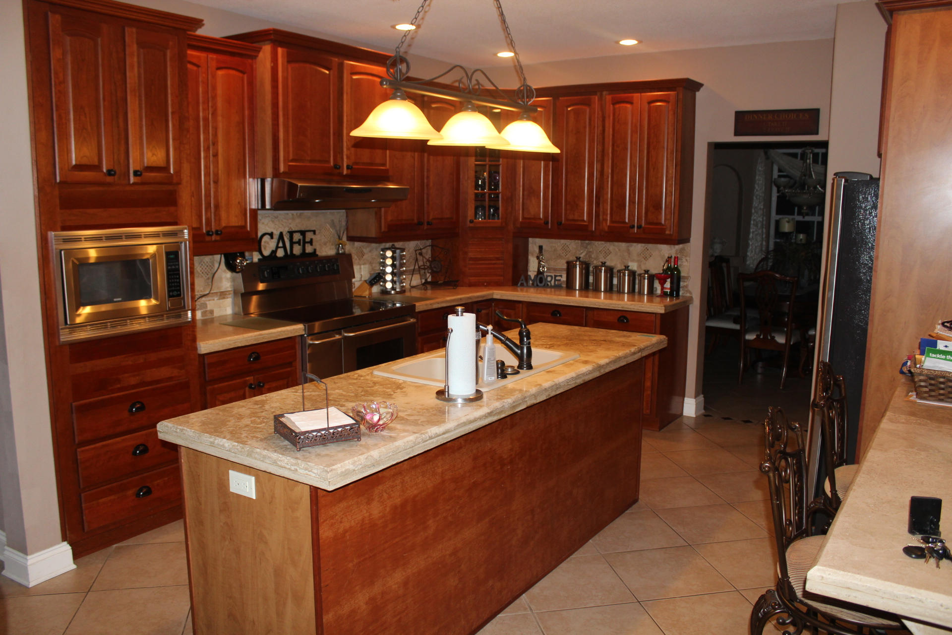 WHISPERING PINES - Residential