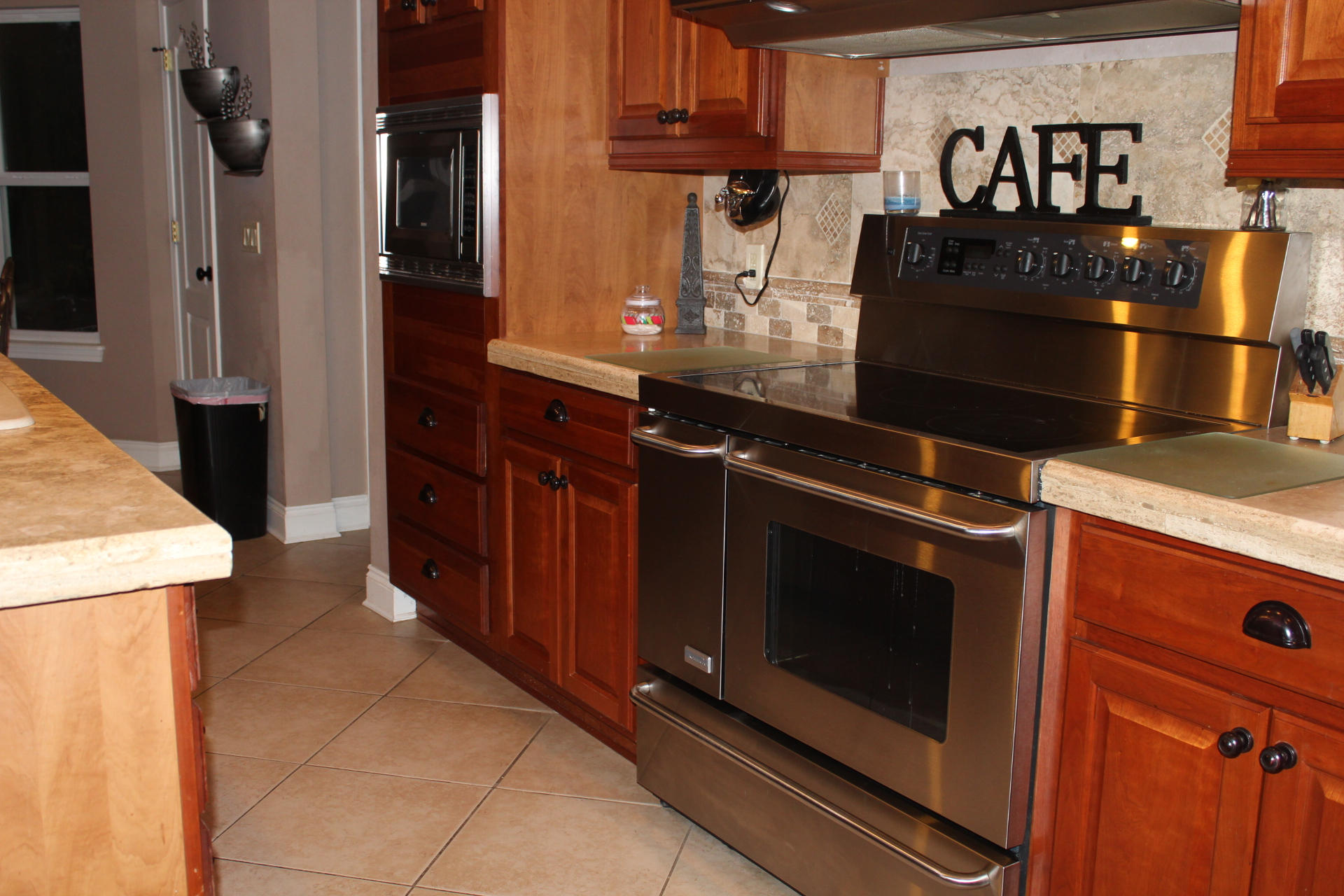 WHISPERING PINES - Residential