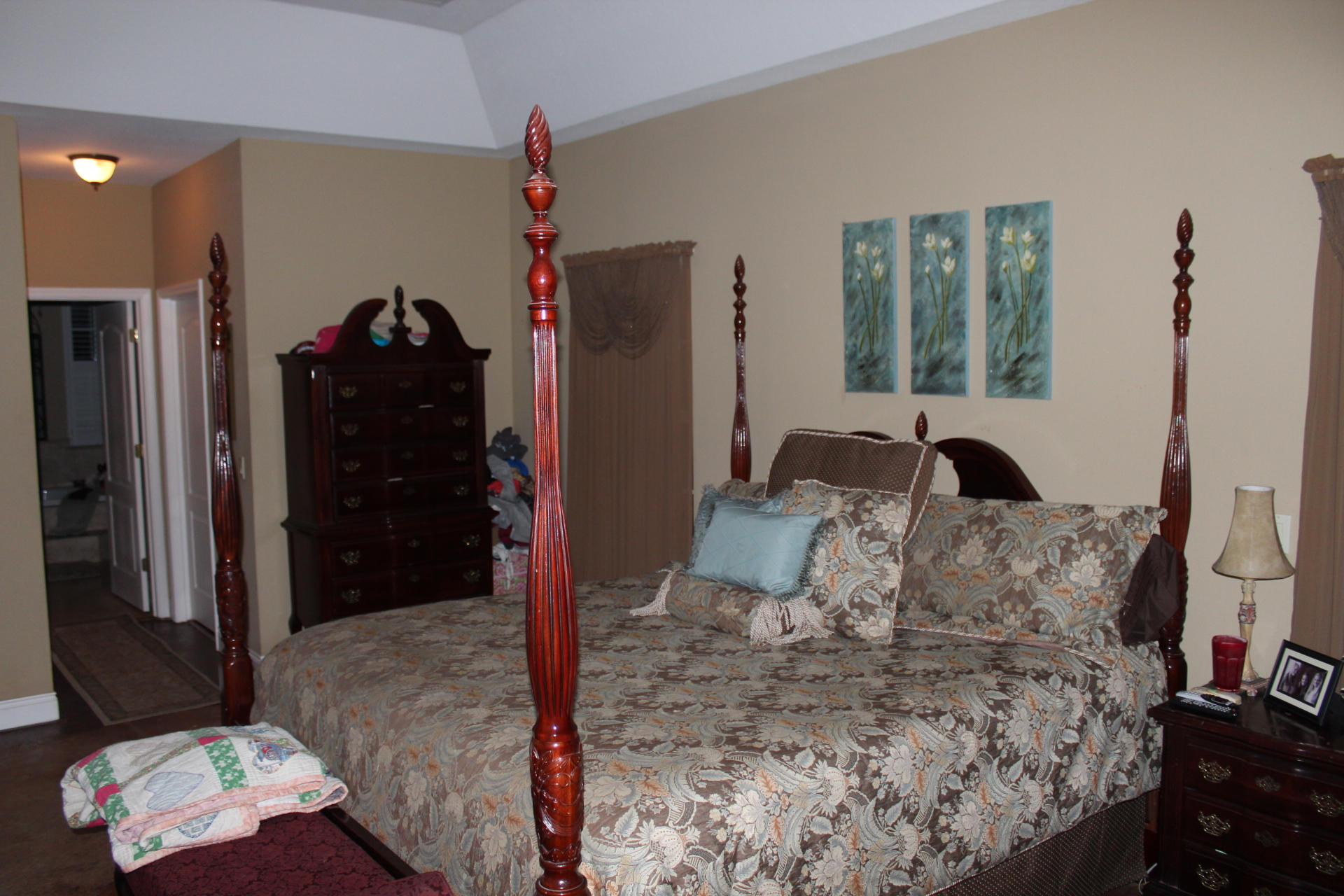 WHISPERING PINES - Residential