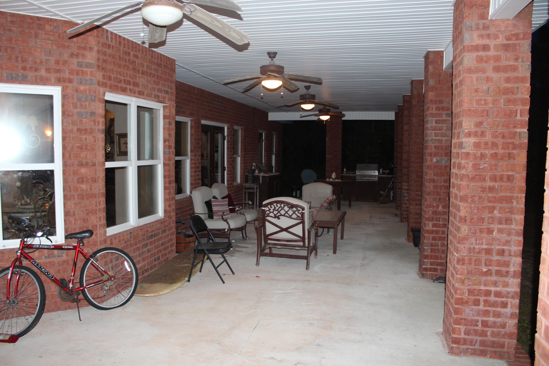 WHISPERING PINES - Residential