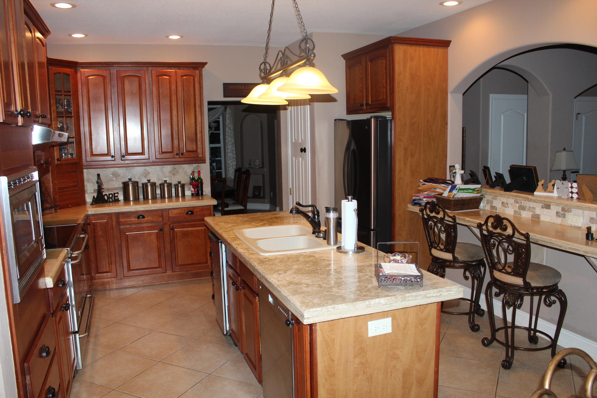 WHISPERING PINES - Residential