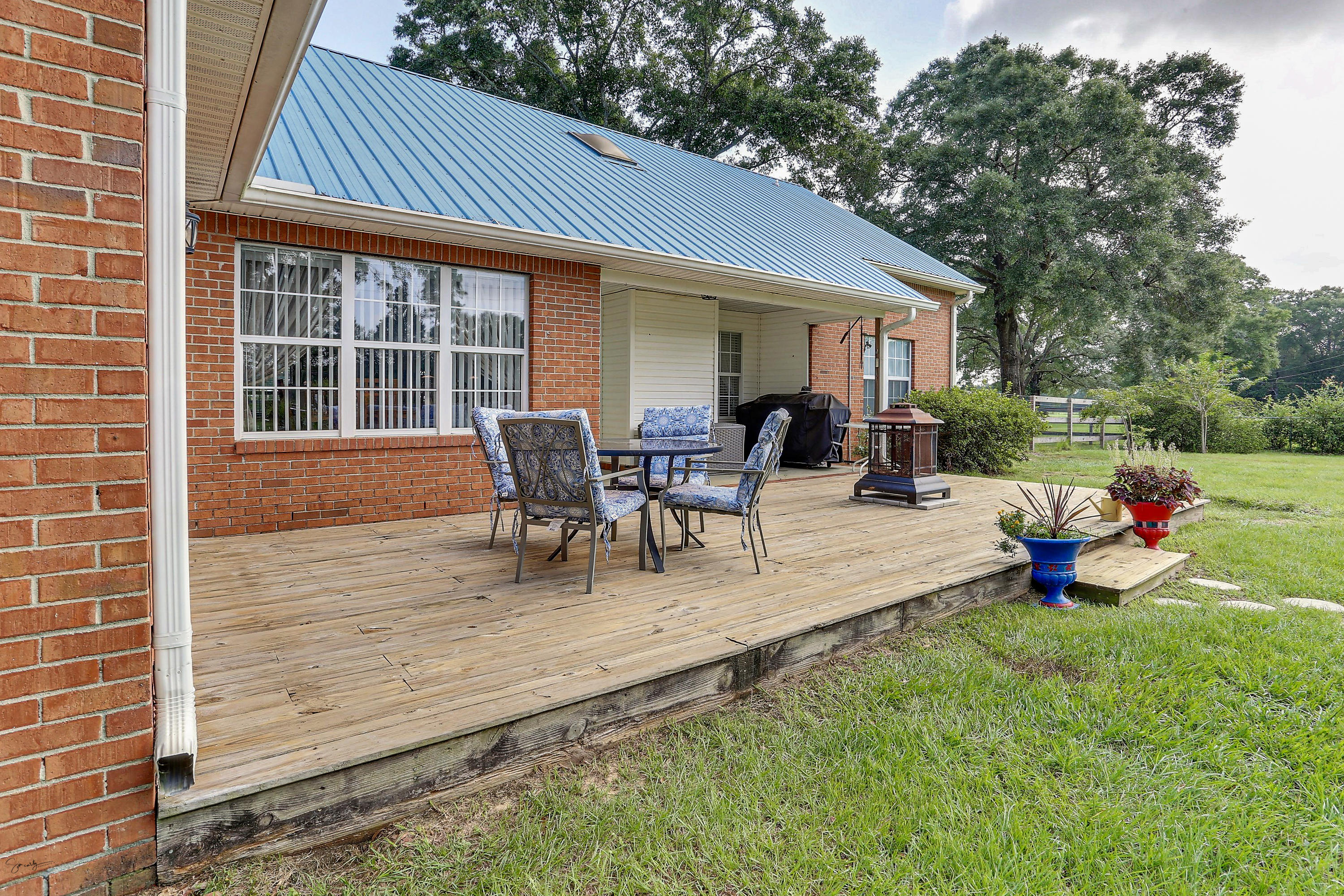 NORTH SUPERGROUP - Residential