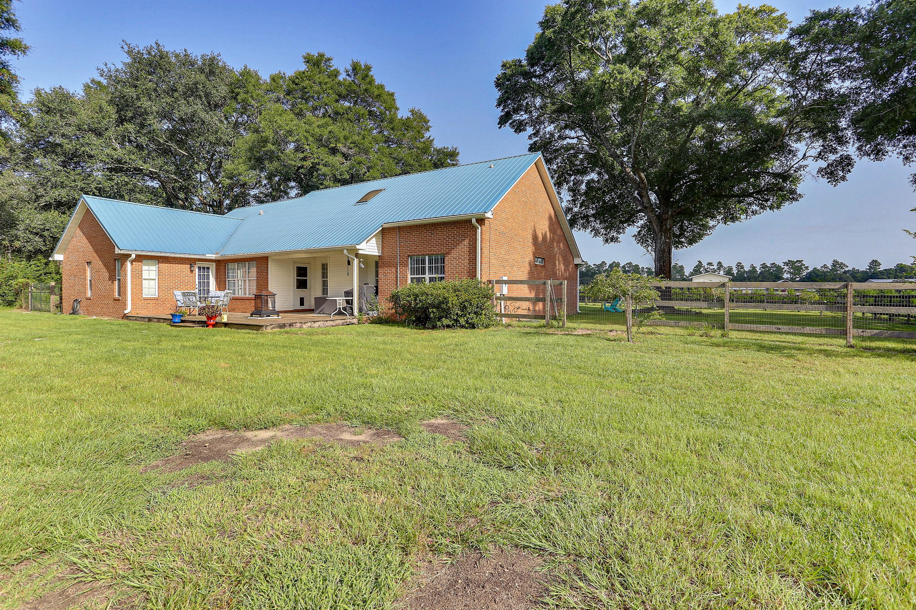 NORTH SUPERGROUP - Residential