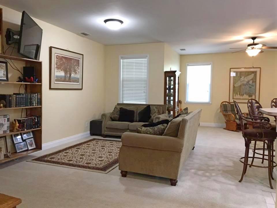 OAKWOOD LAKES ESTATES - Residential