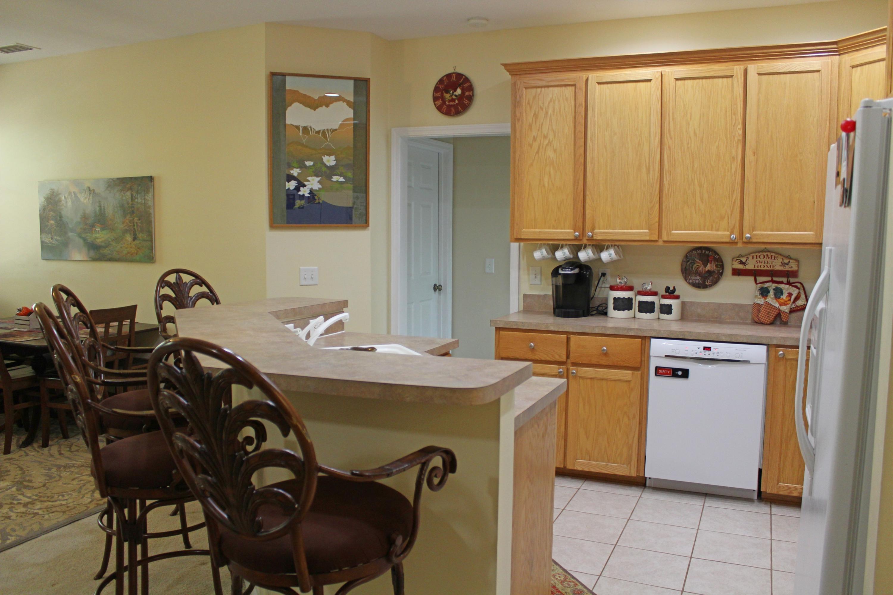 OAKWOOD LAKES ESTATES - Residential