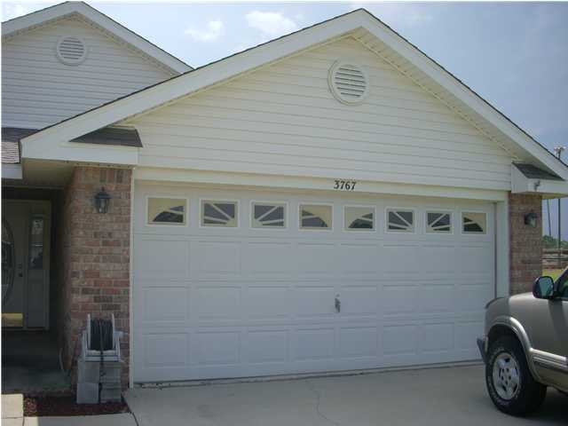 VICTORIAN VILLAGE - Residential Lease