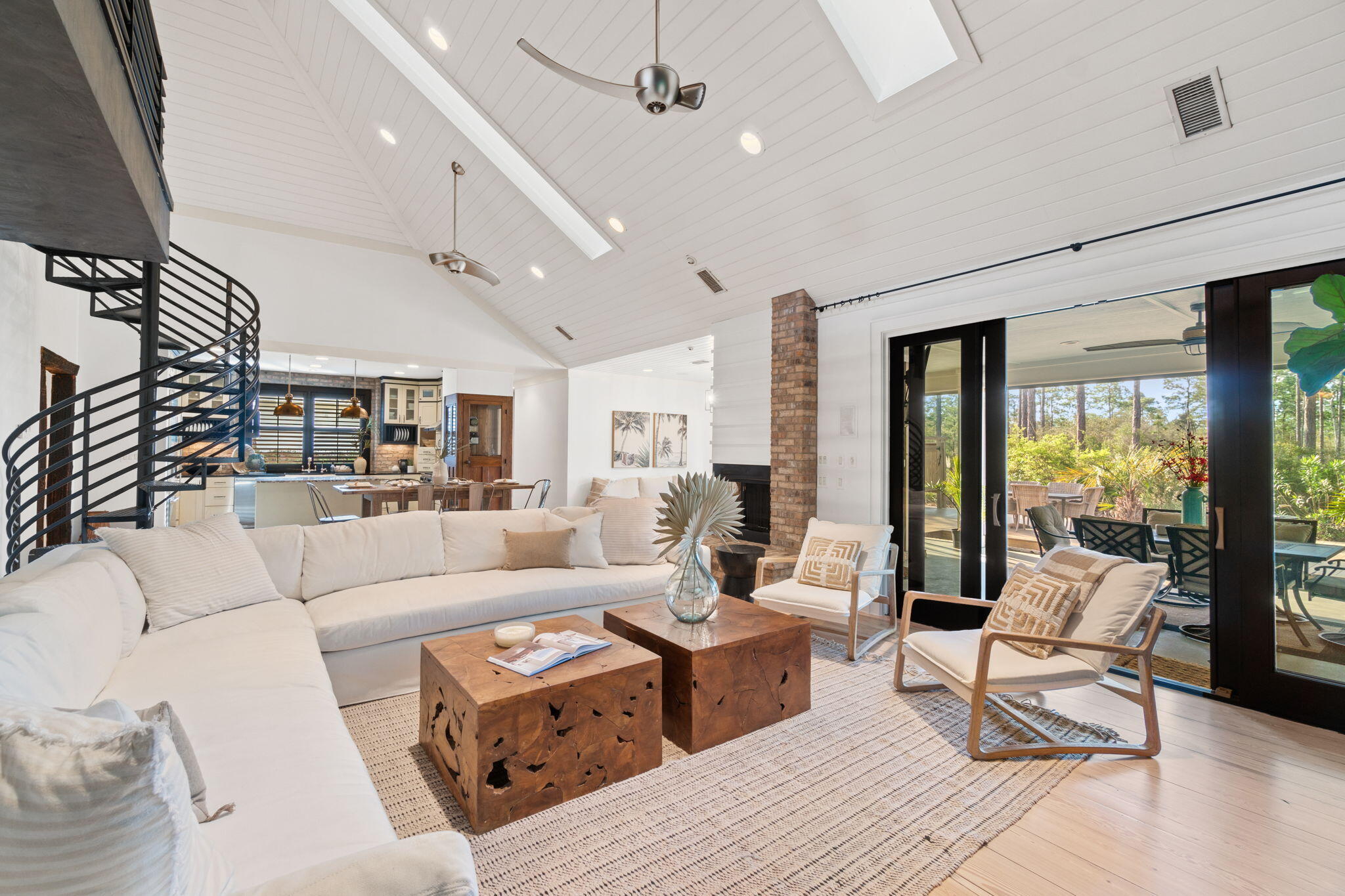 BOTANY BAYOU - Residential