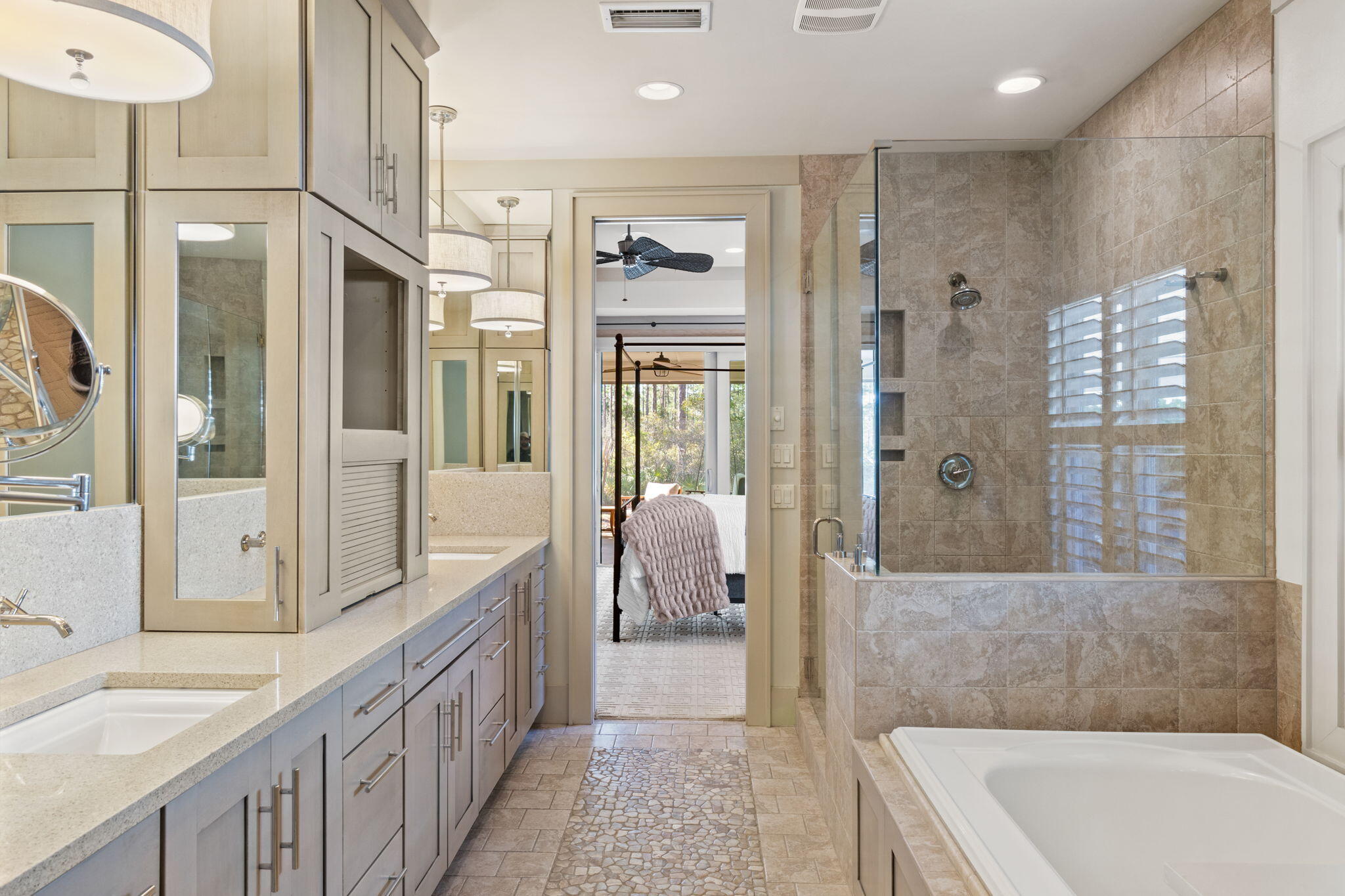 BOTANY BAYOU - Residential