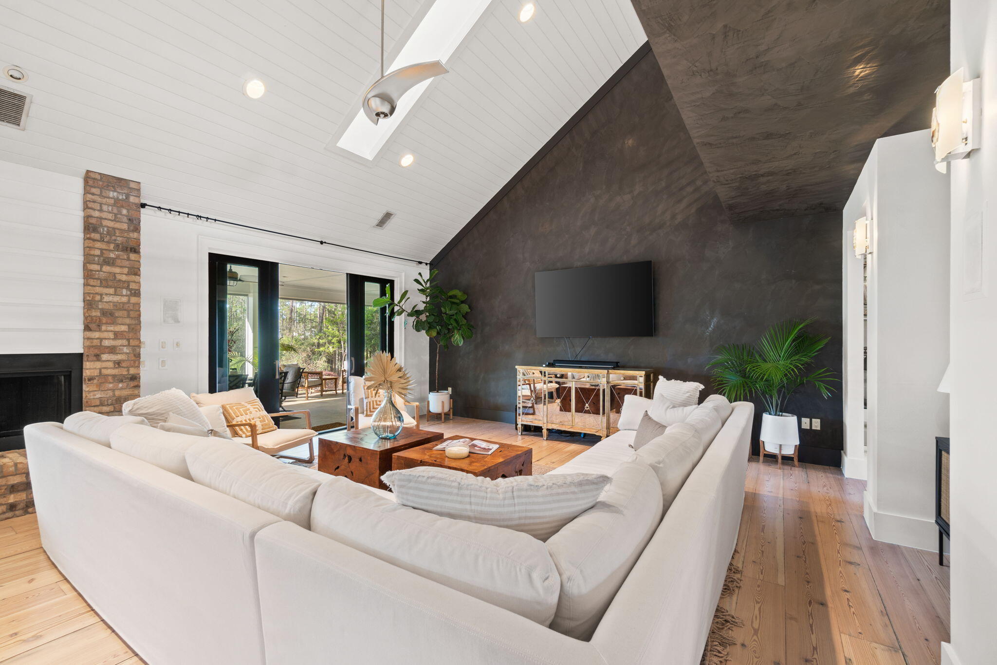 BOTANY BAYOU - Residential