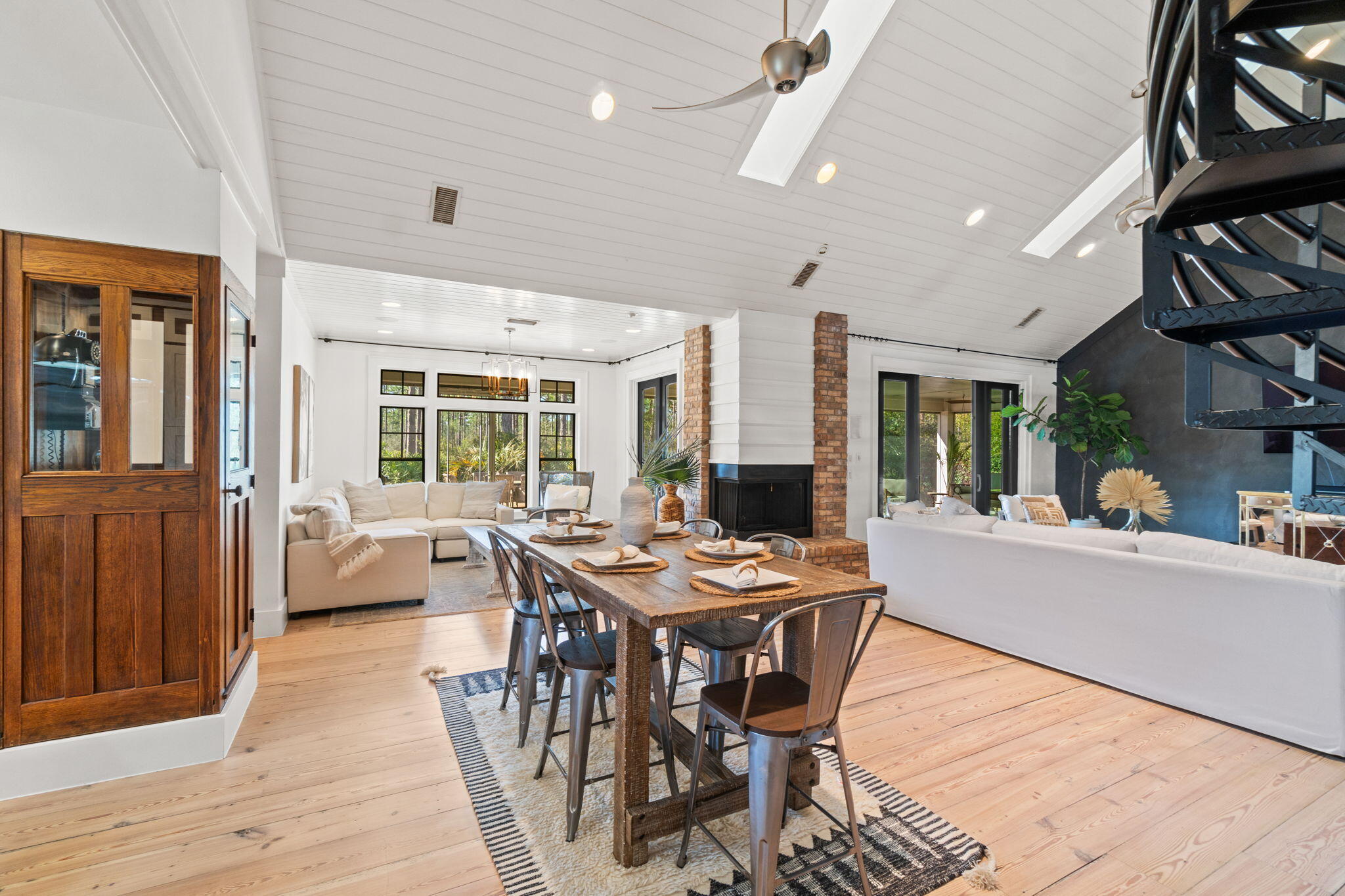 BOTANY BAYOU - Residential