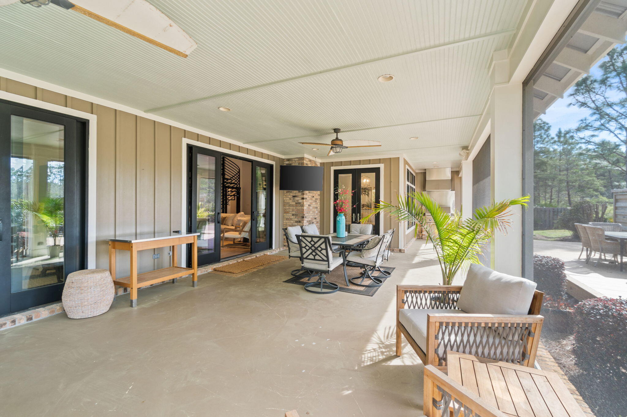 BOTANY BAYOU - Residential