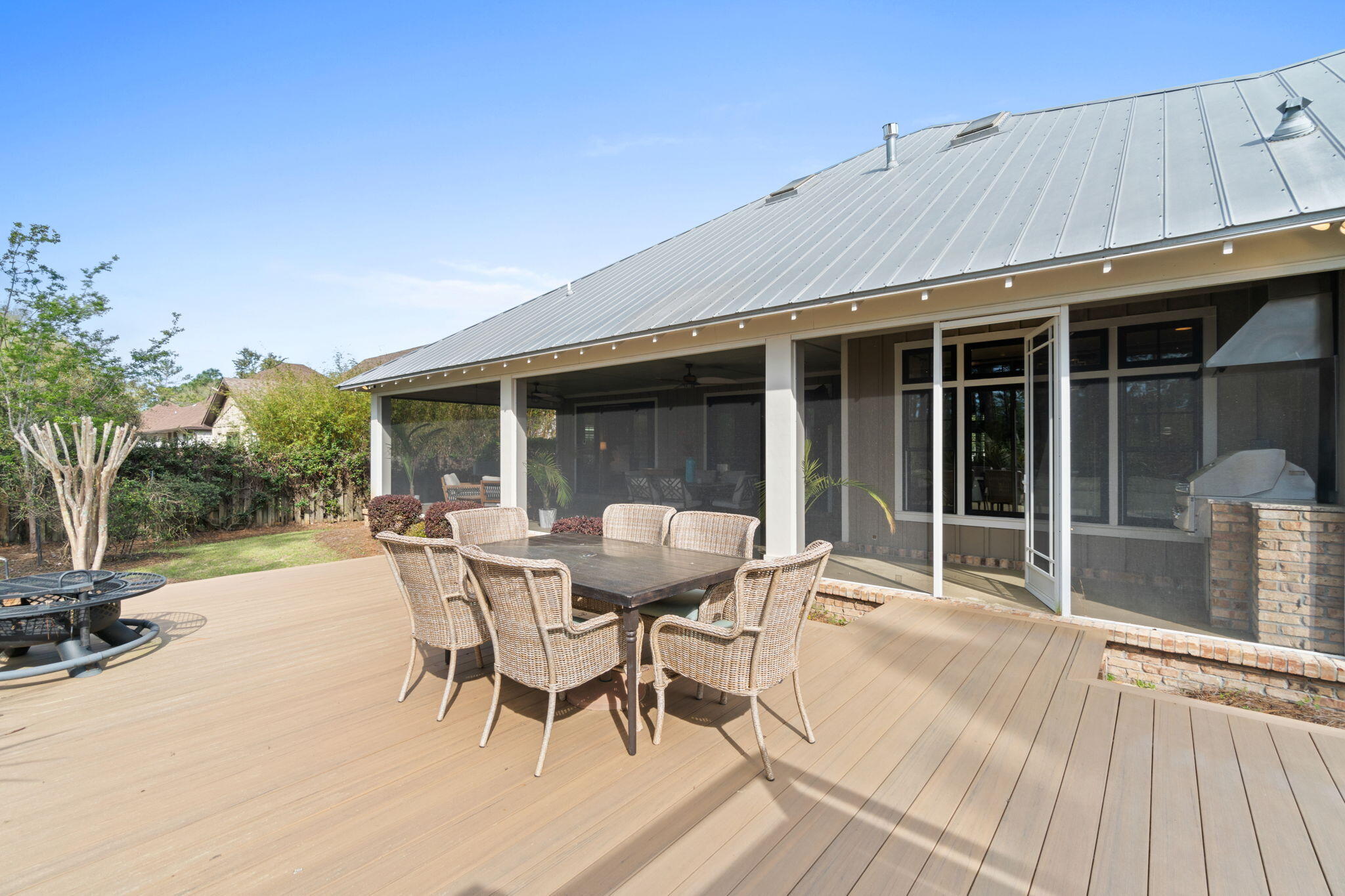 BOTANY BAYOU - Residential