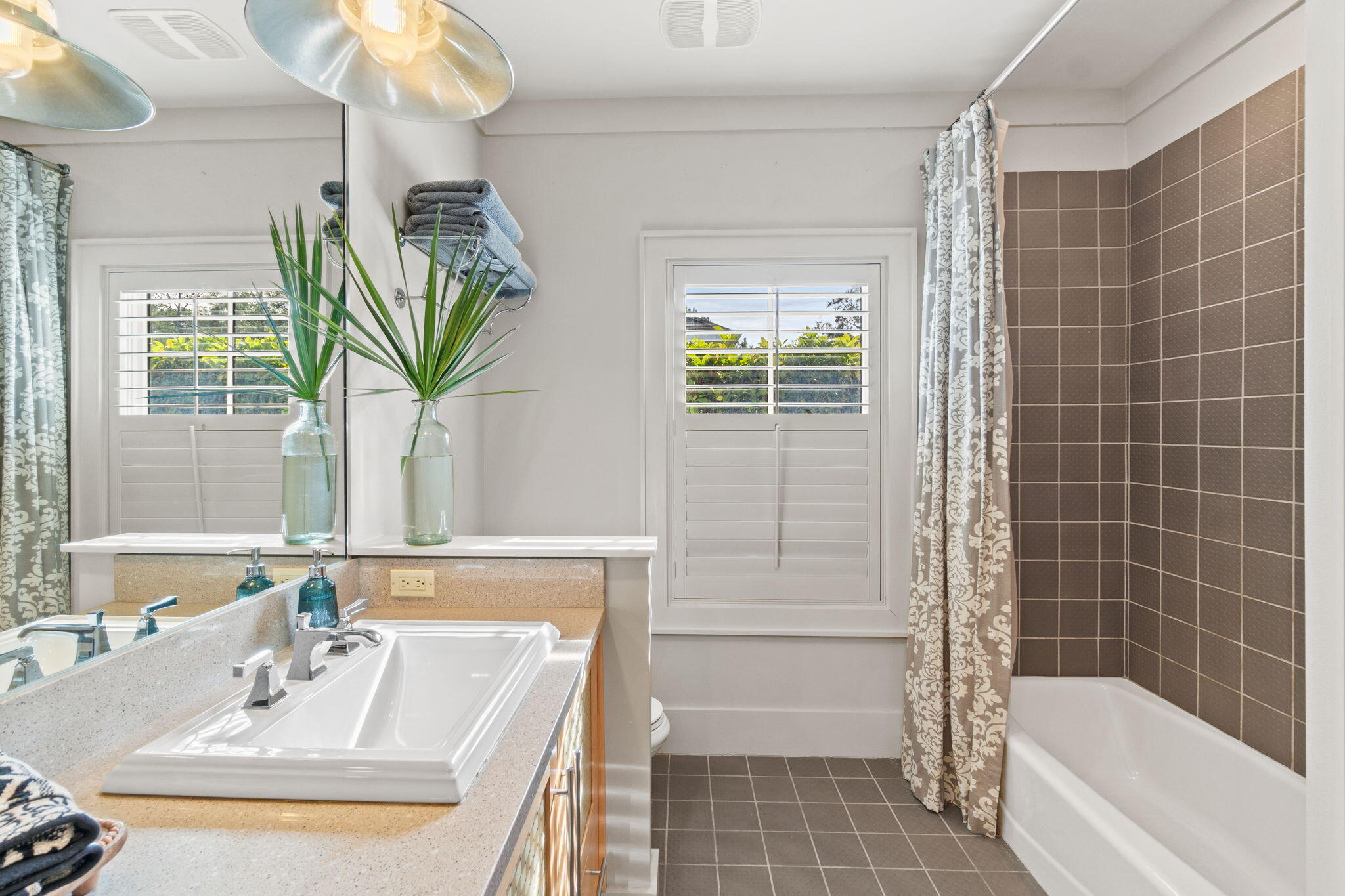 BOTANY BAYOU - Residential