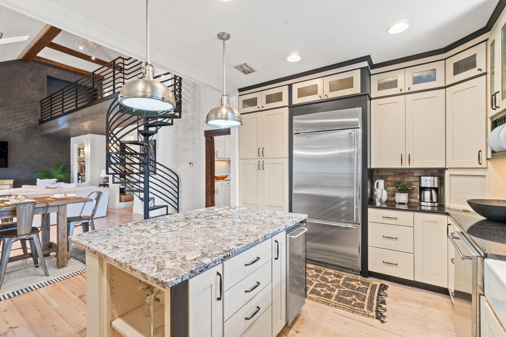 BOTANY BAYOU - Residential