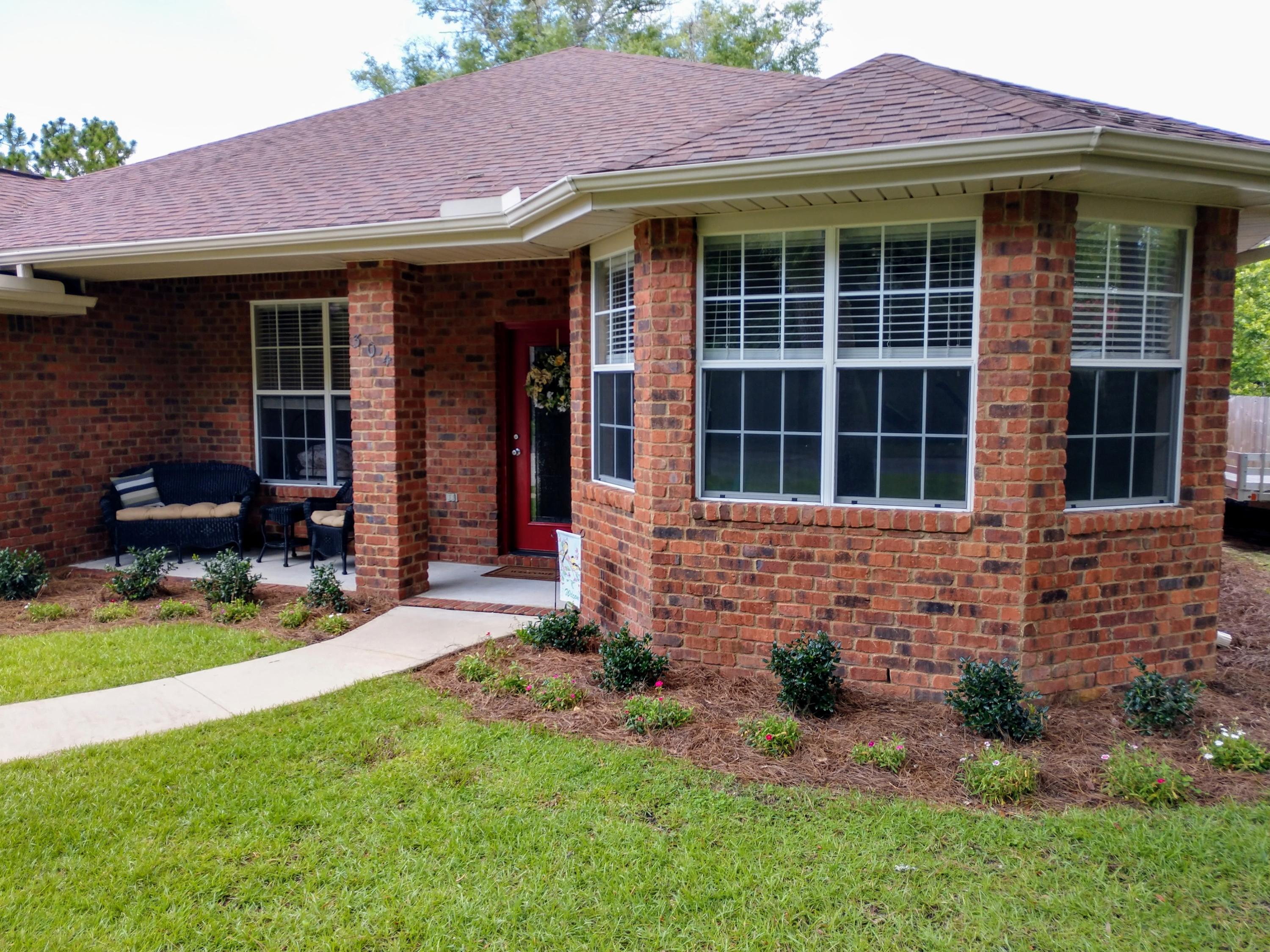 BULLOCK ESTATES - Residential