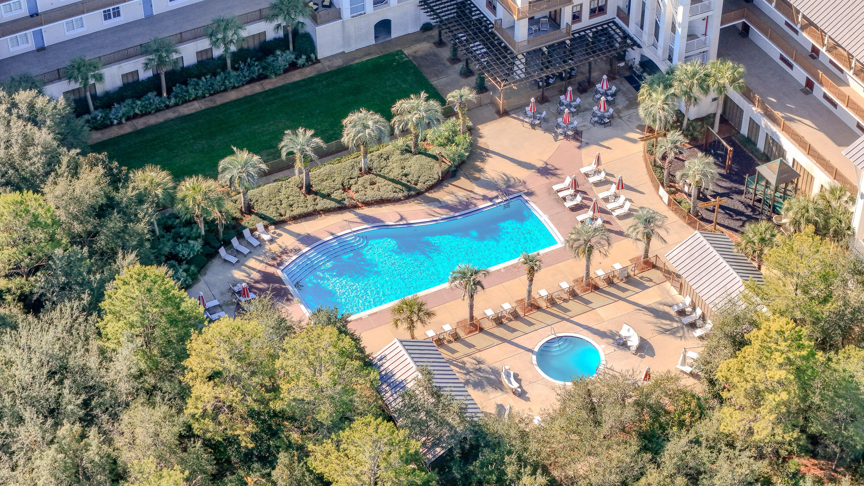 REDFISH VILLAGE - Residential