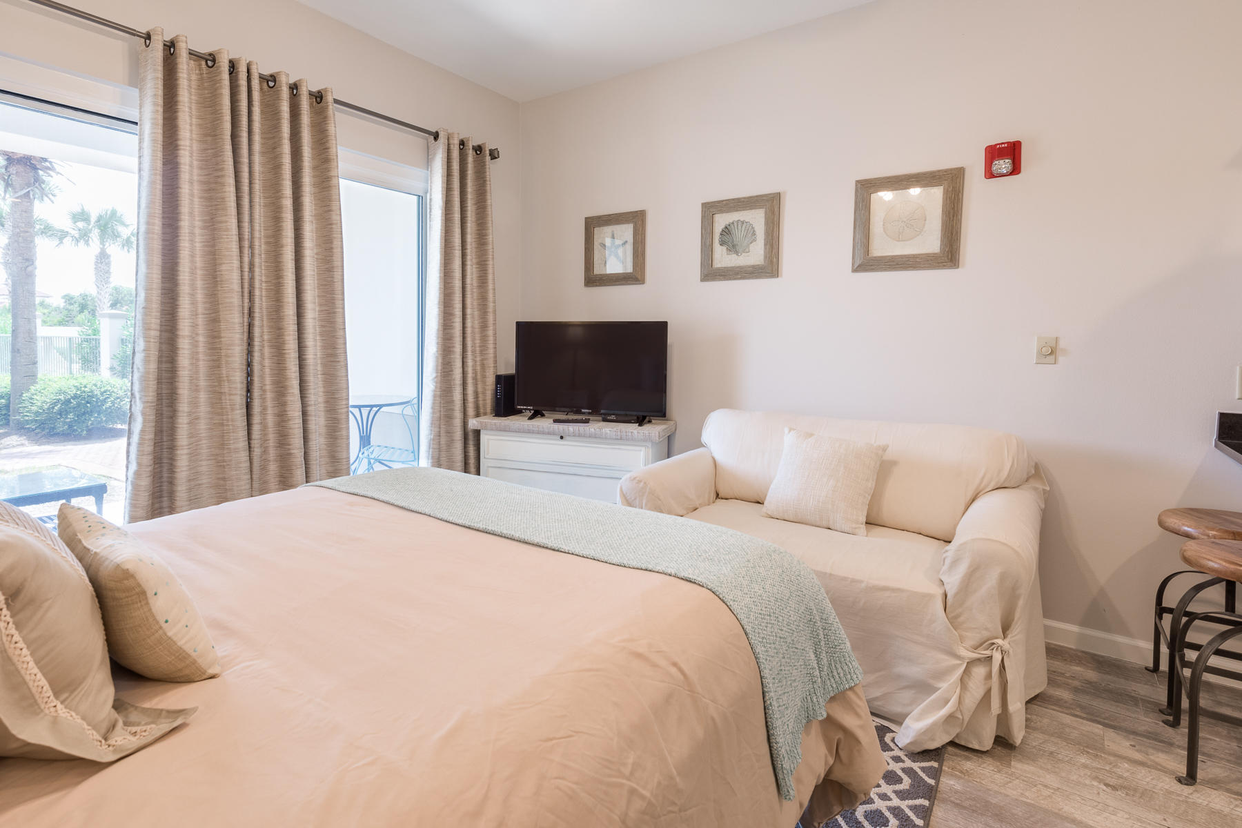 INN AT SEACREST BEACH (THE) - Residential