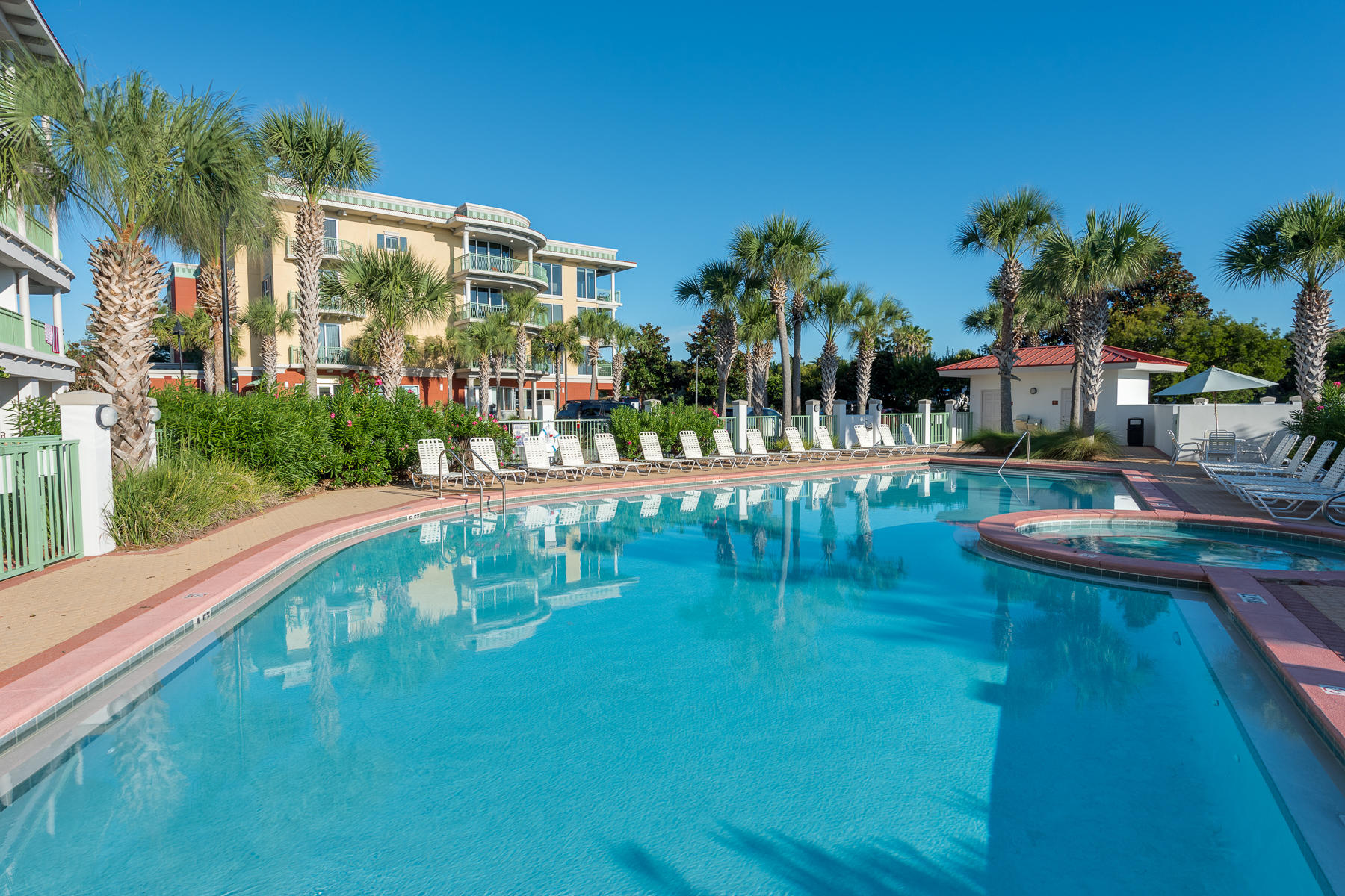 INN AT SEACREST BEACH (THE) - Residential