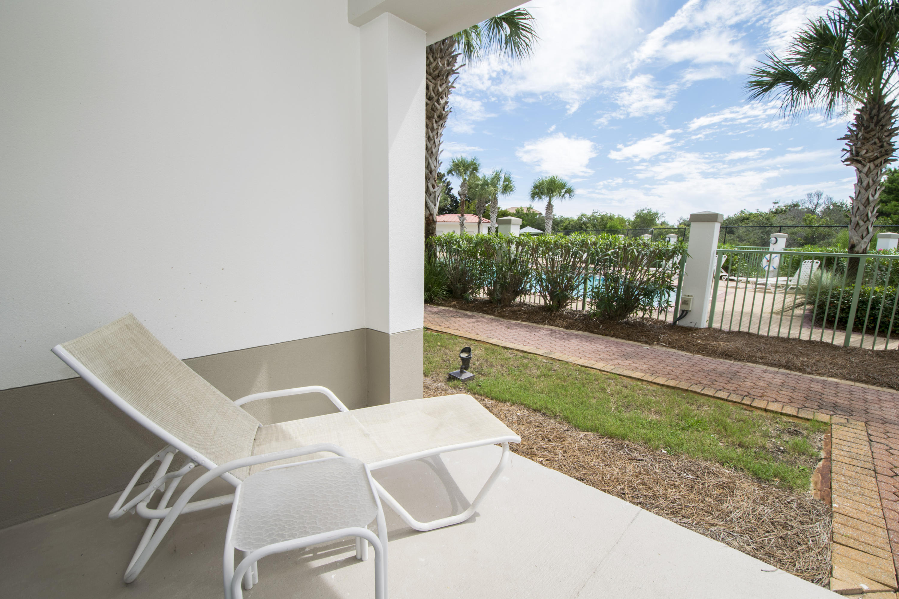 INN AT SEACREST BEACH (THE) - Residential