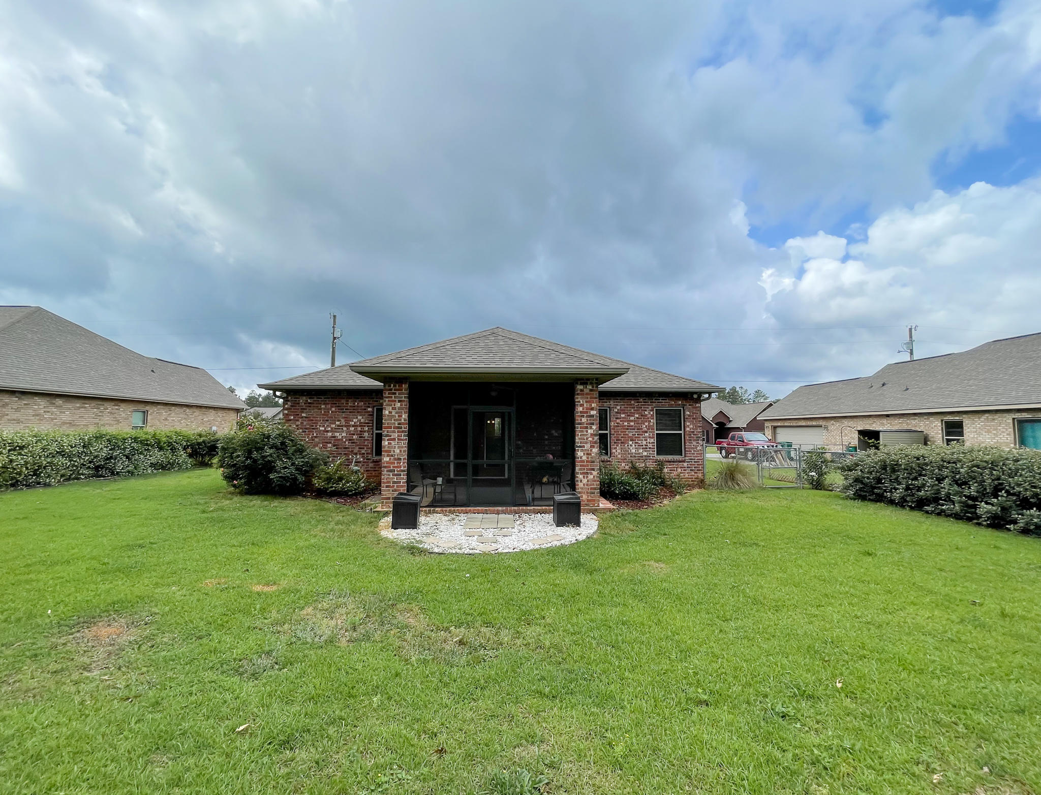 AUTUMN WOODS - Residential