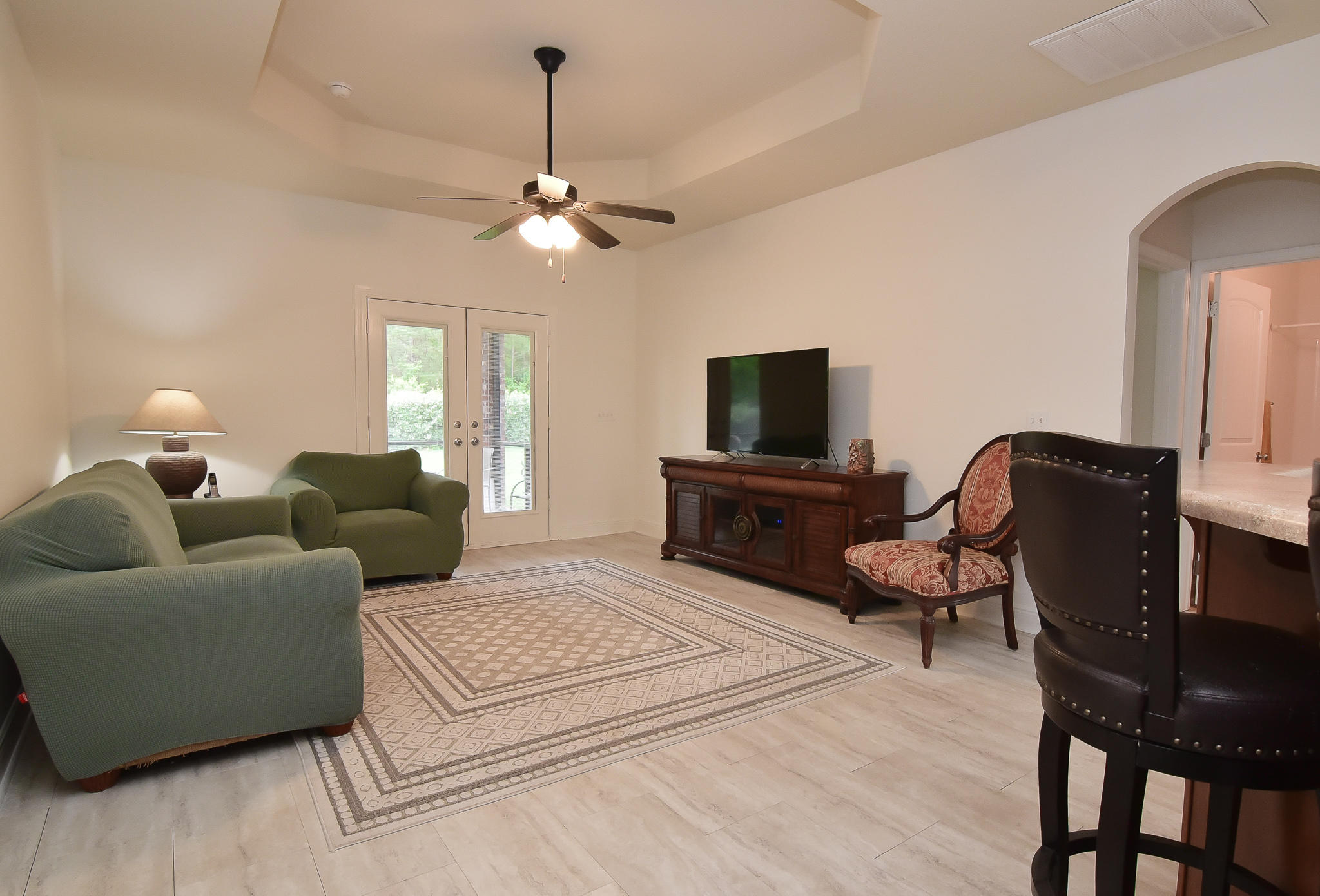 AUTUMN WOODS - Residential