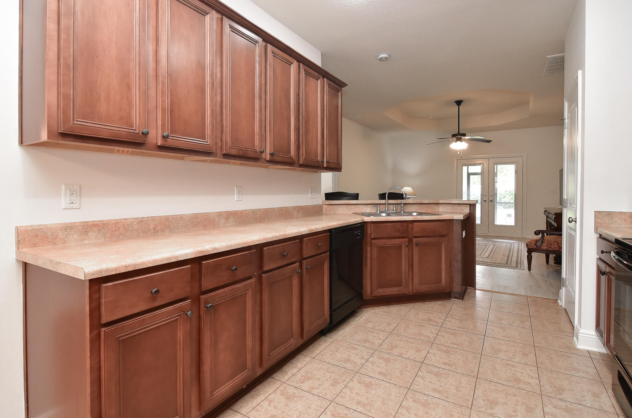 AUTUMN WOODS - Residential