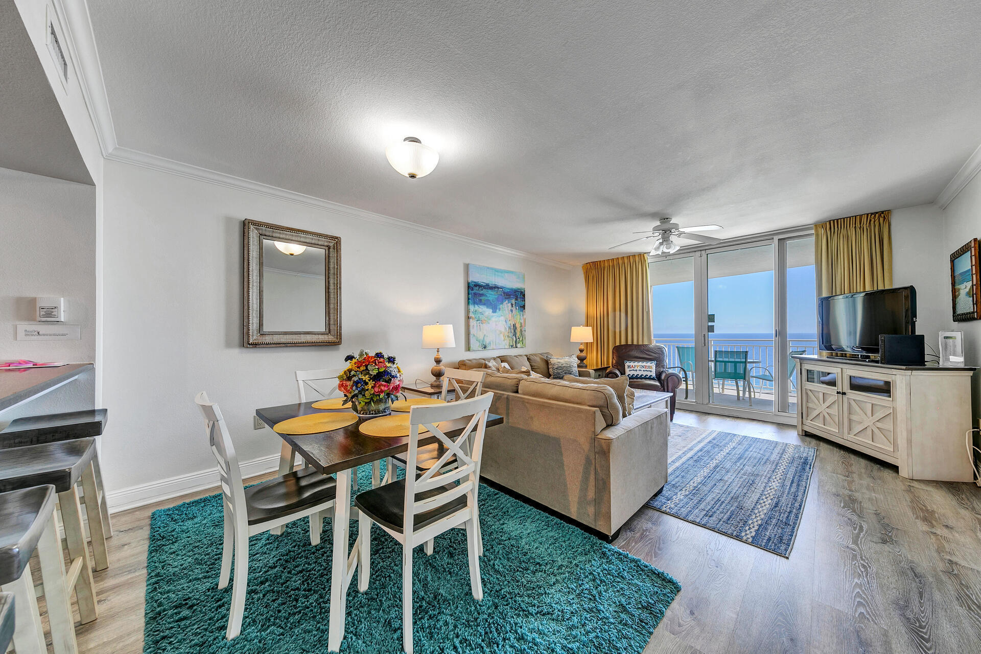 EMERALD BEACH PH 1 - Residential