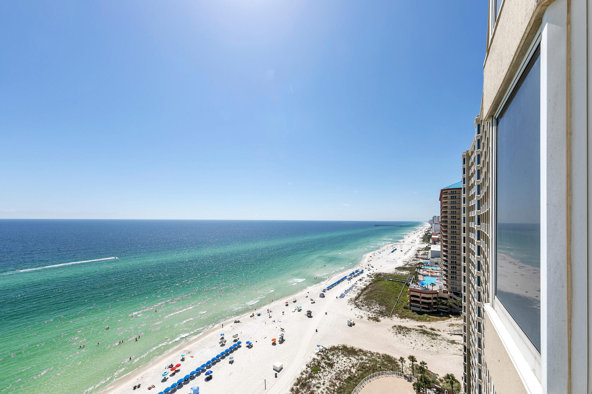 EMERALD BEACH PH 1 - Residential