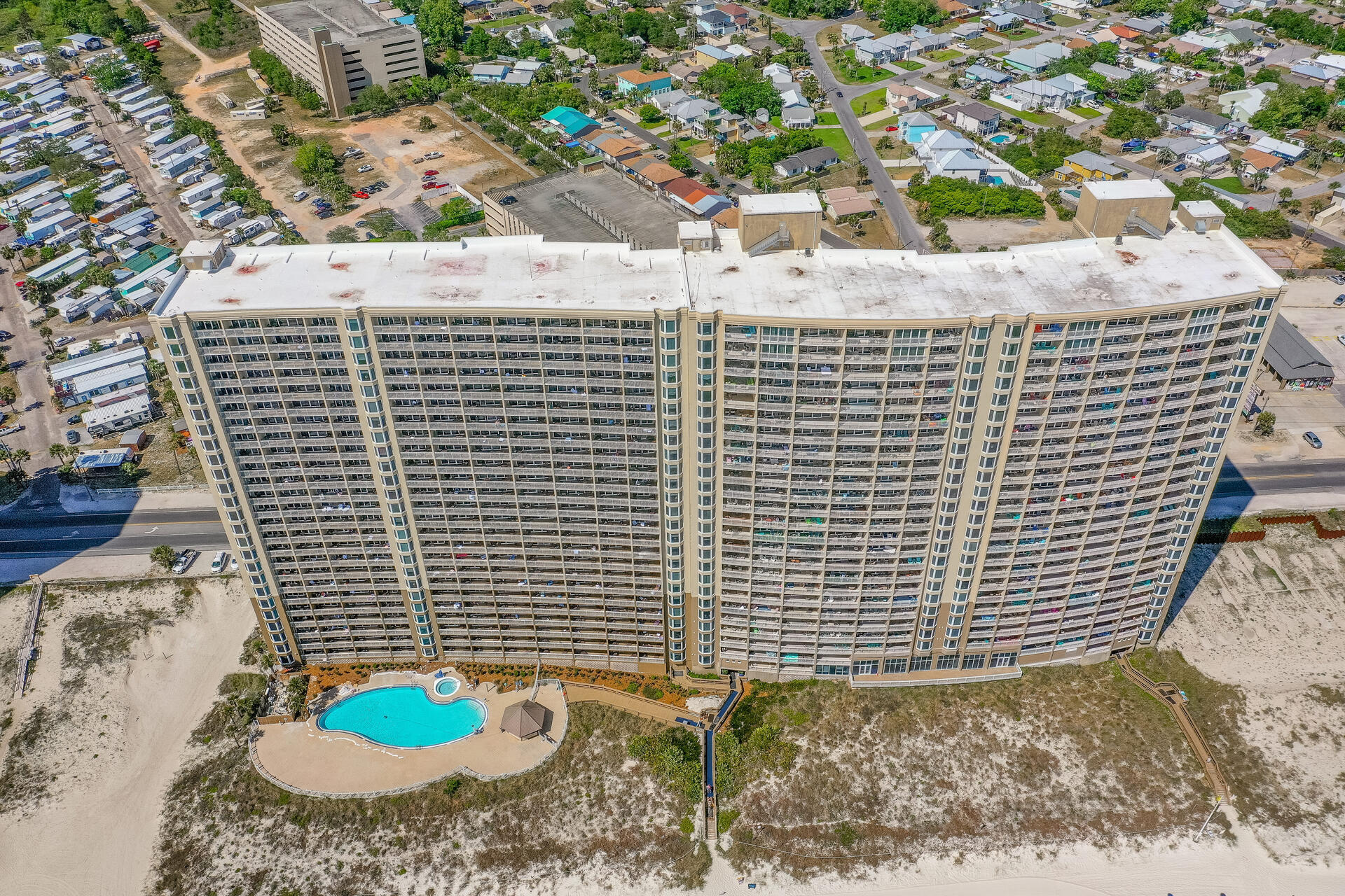 EMERALD BEACH PH 1 - Residential