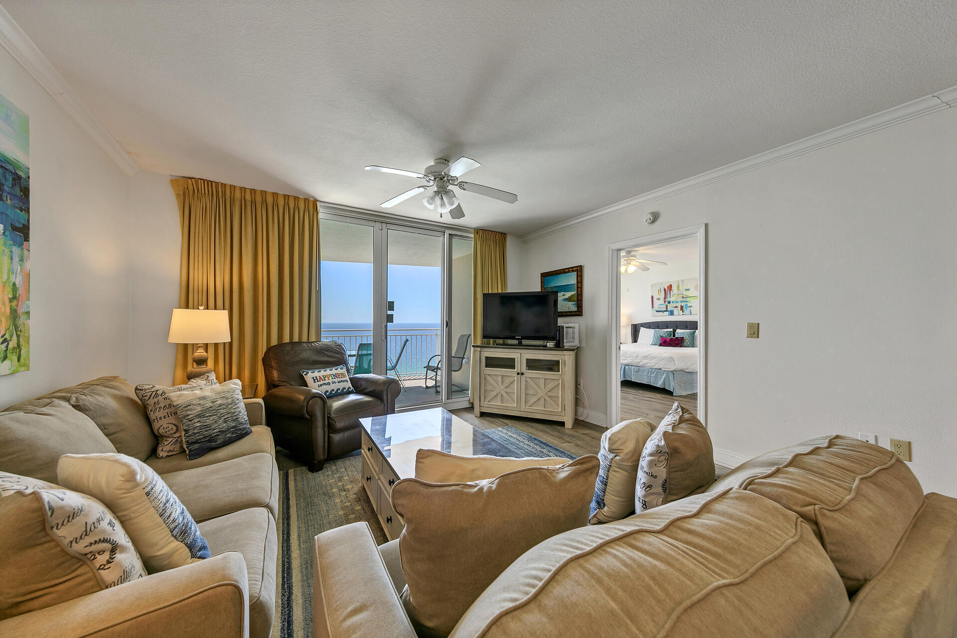 EMERALD BEACH PH 1 - Residential