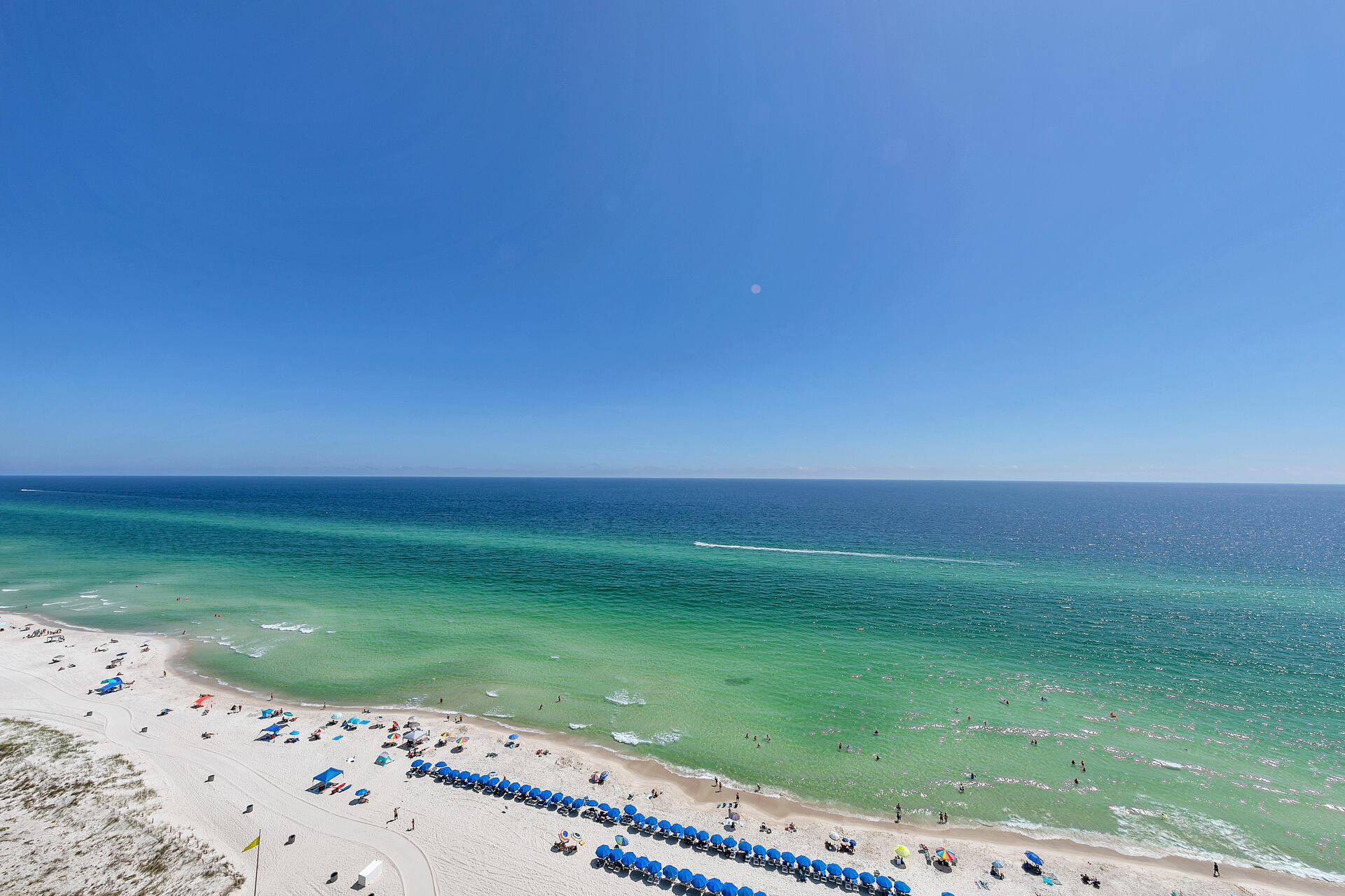 EMERALD BEACH PH 1 - Residential