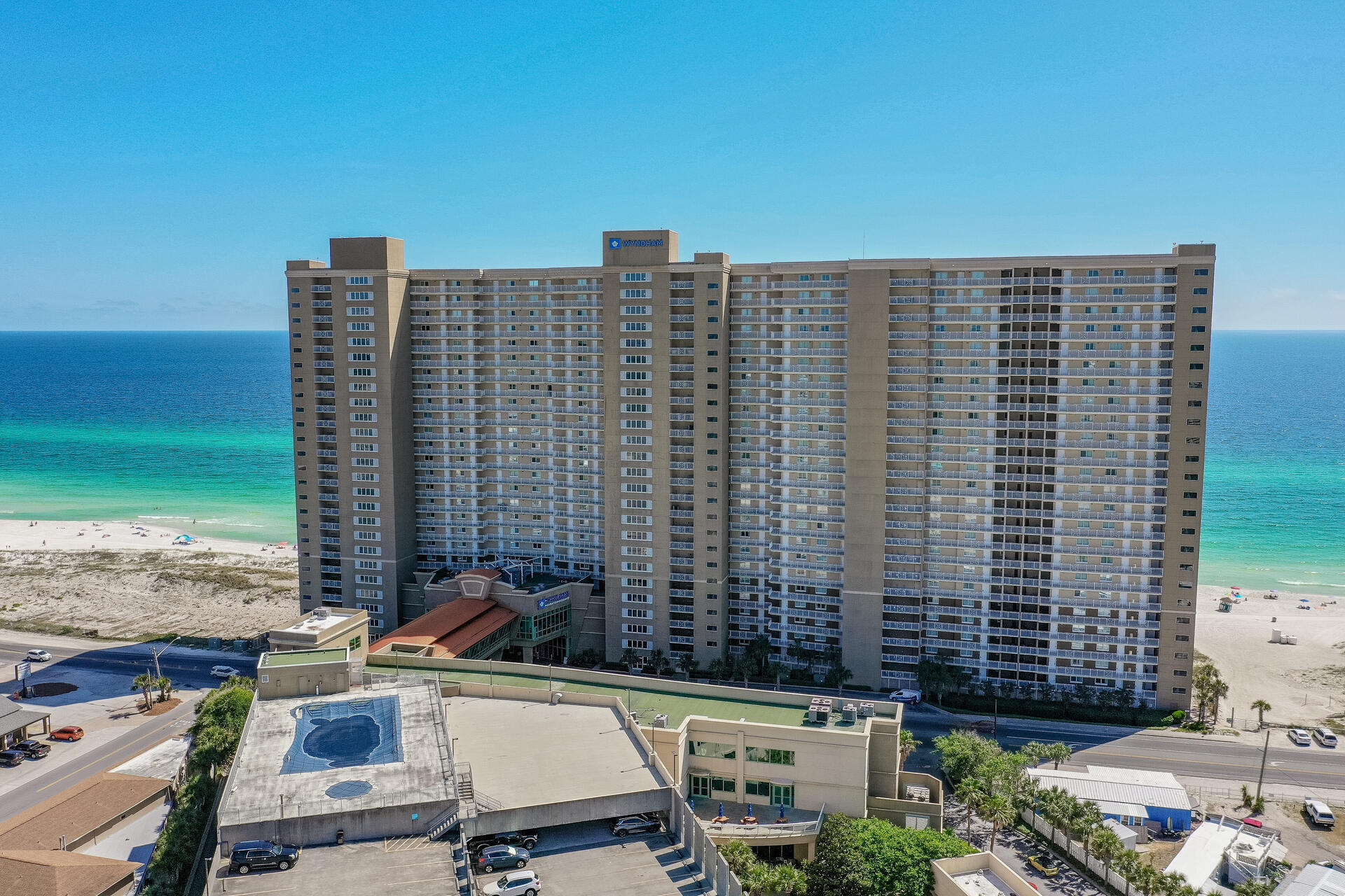 EMERALD BEACH PH 1 - Residential