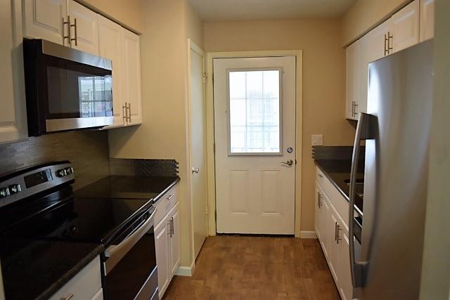 COUNTRY CLUB CONDO - Residential