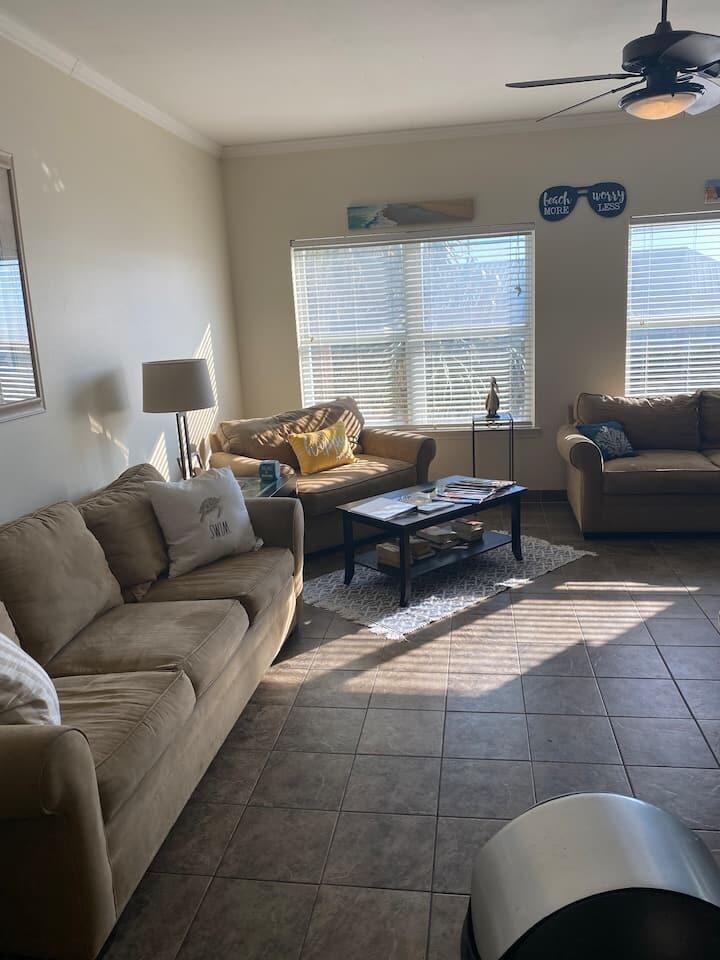 Royal Seasta - Residential