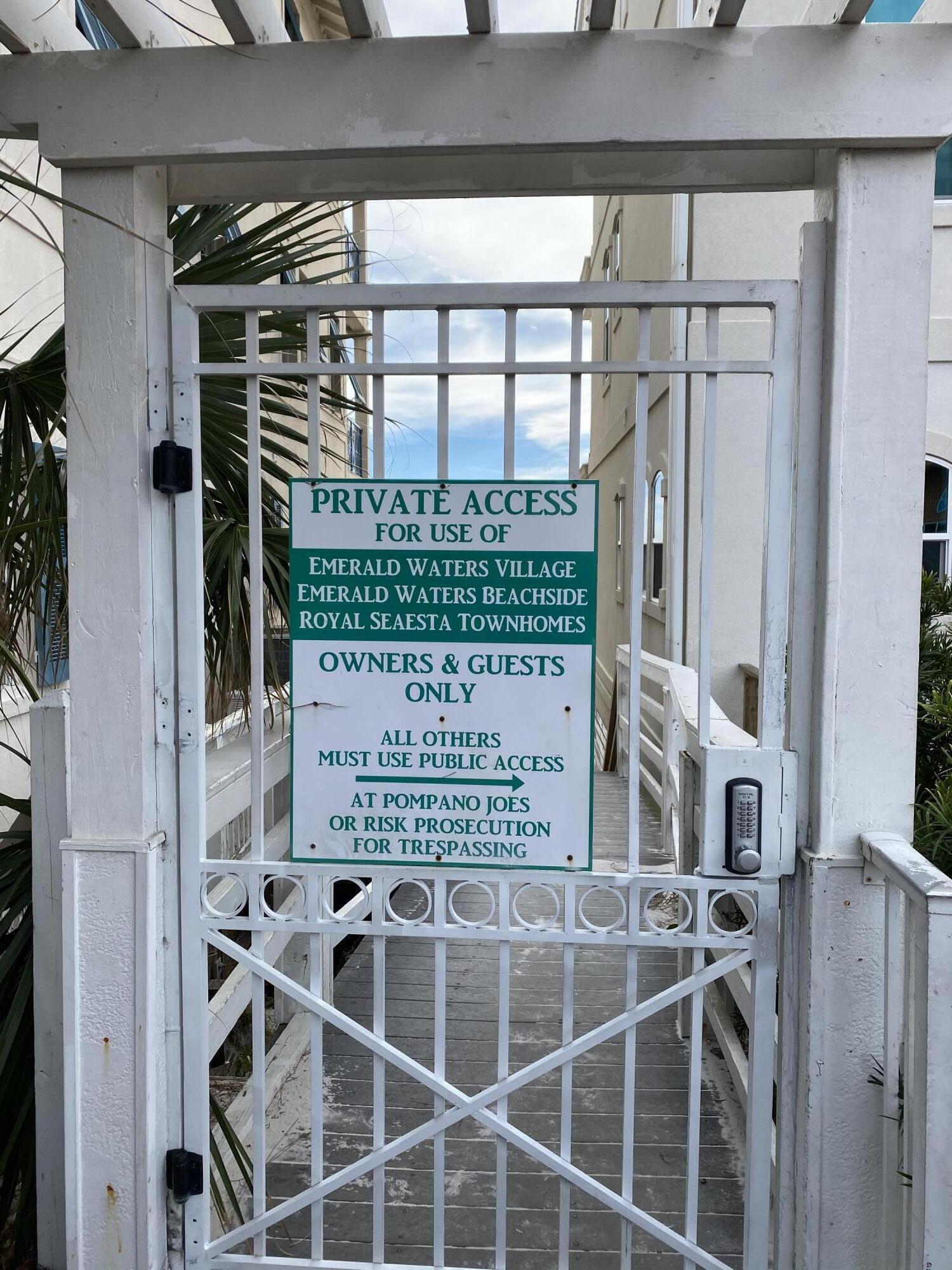 Royal Seasta - Residential