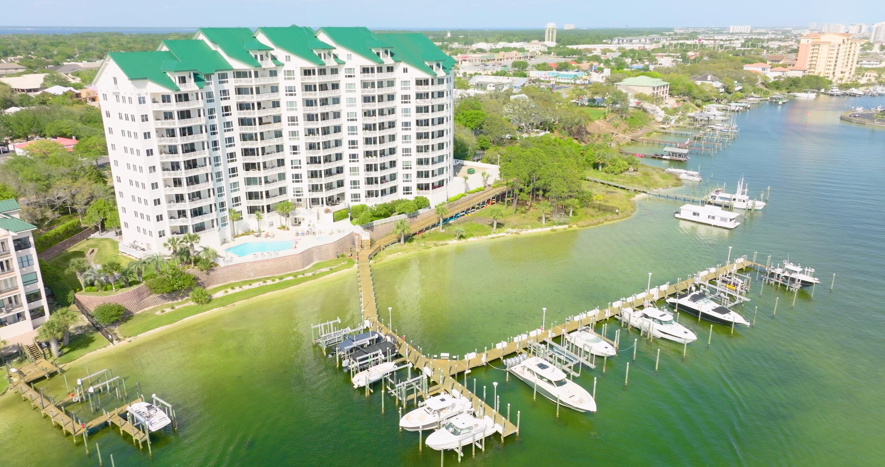 GRAND HARBOR - Residential