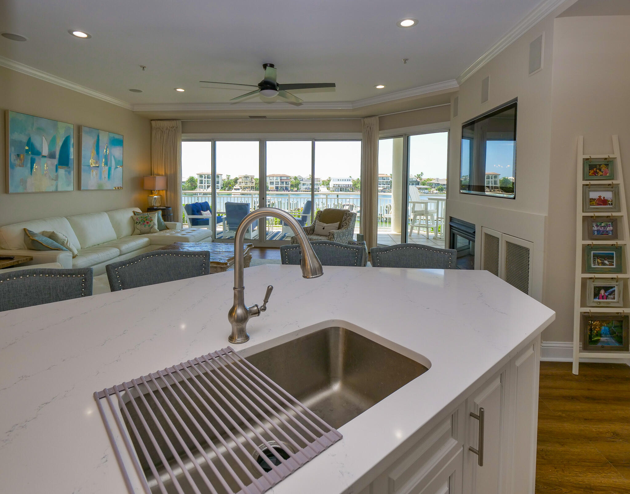 GRAND HARBOR - Residential