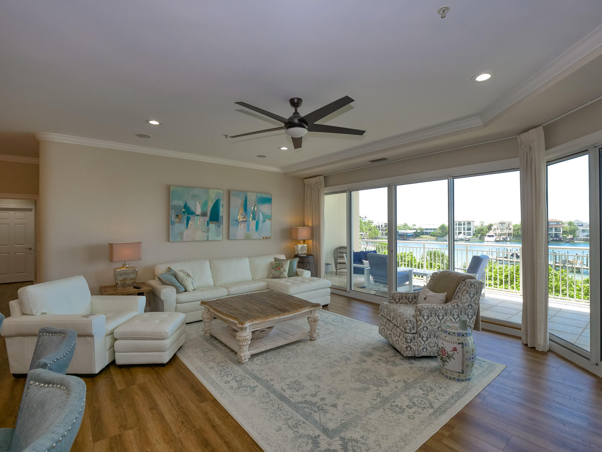 GRAND HARBOR - Residential