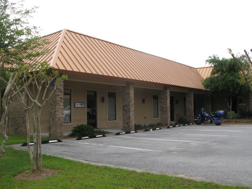 6 offices, conference room, reception, 4 restrooms. Available around June 1st. Across the street from the new County Courthouse Annex and within a mile of Eglin Air Force Base.
