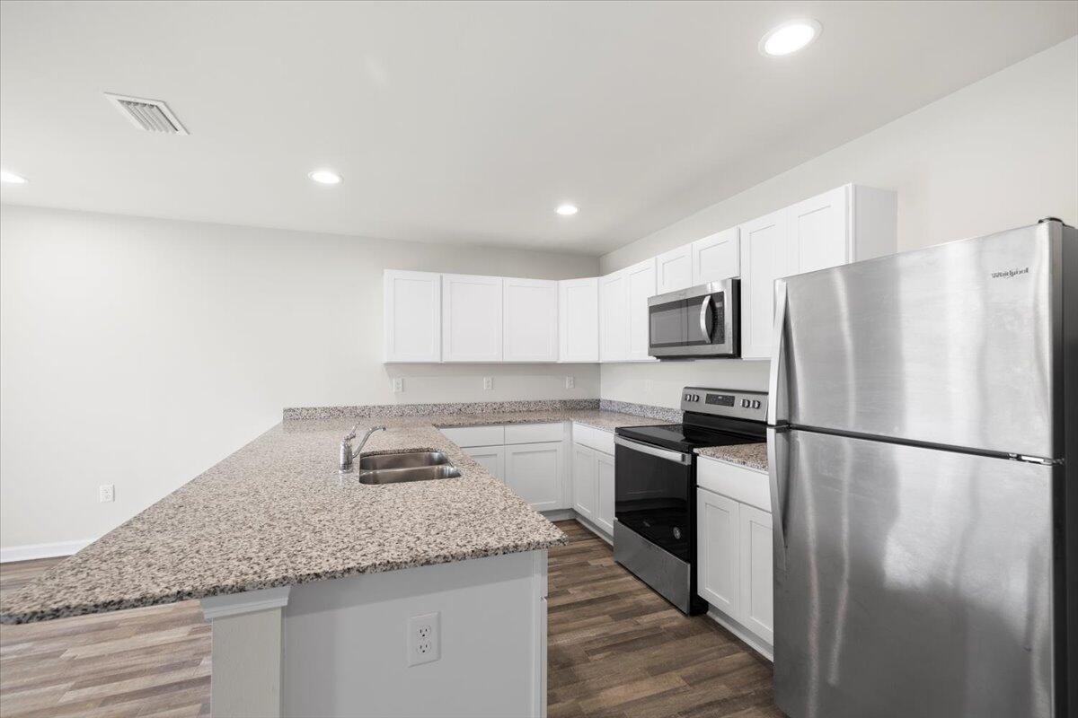 Cross Creek Estates - Residential