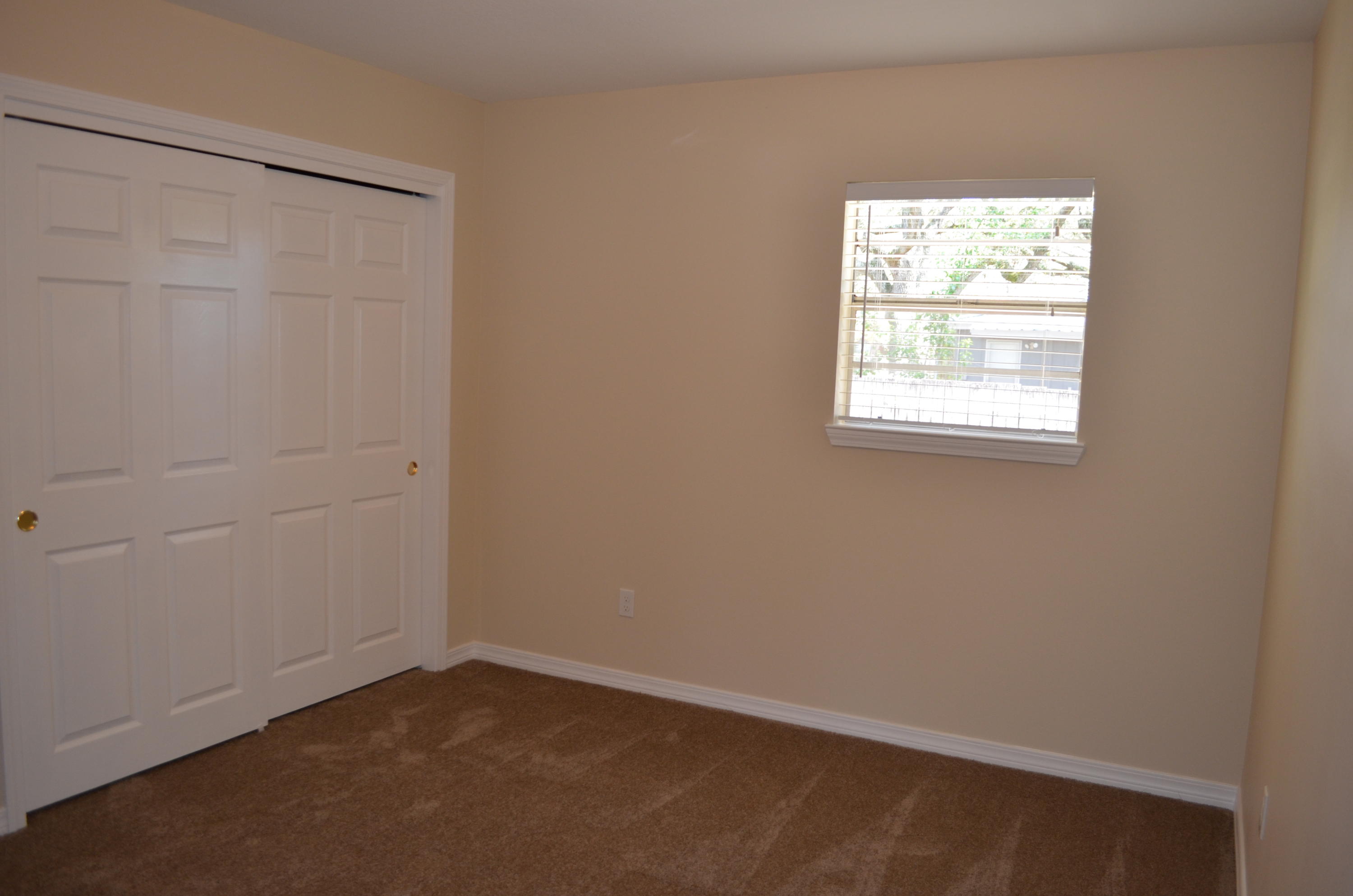 Racetrack Rd 1st Sub - Residential Lease