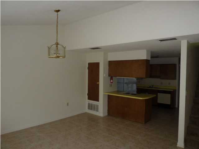 SCOTTWOOD - Residential Lease