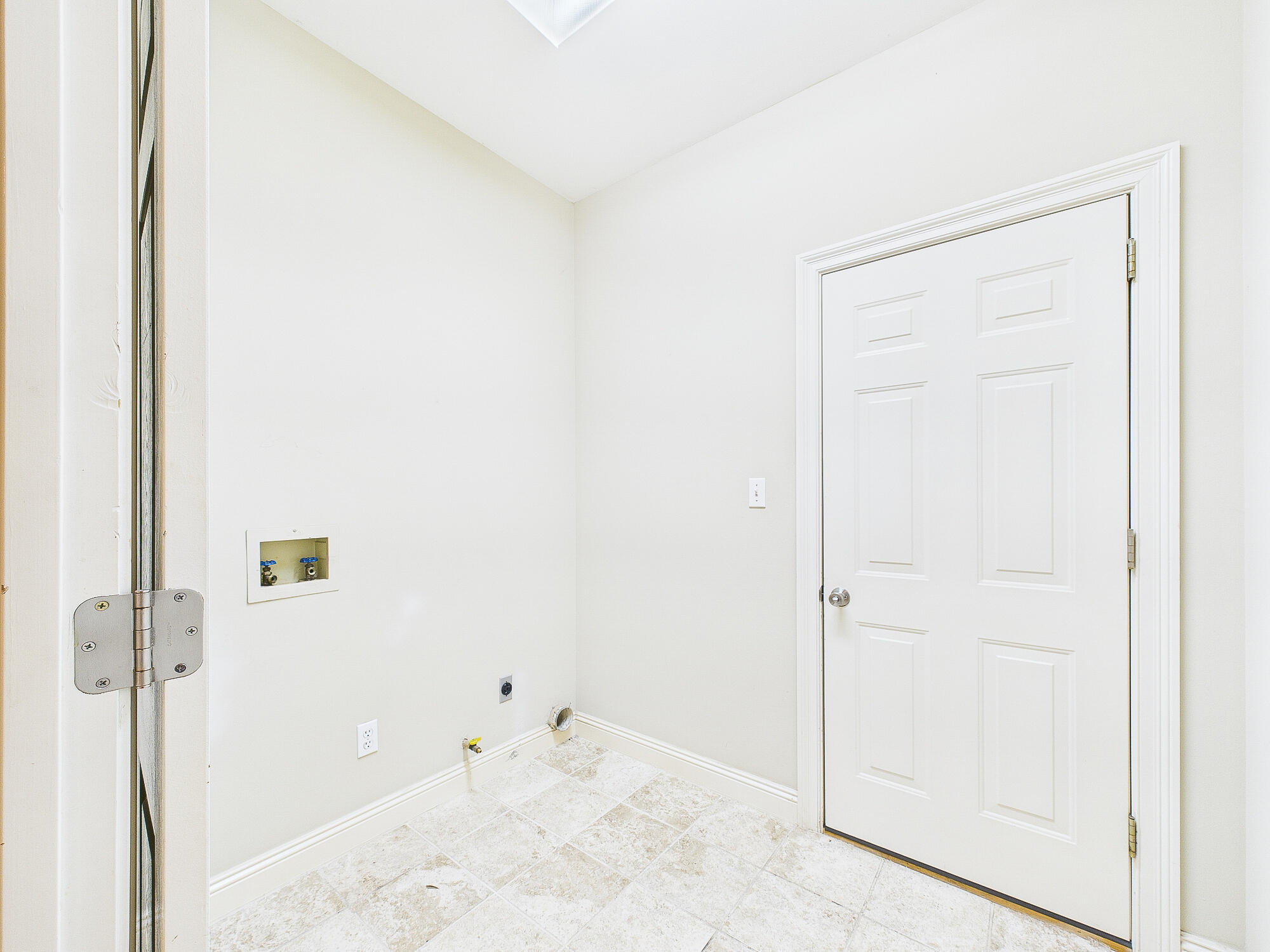 TURNBERRY PLACE - Residential