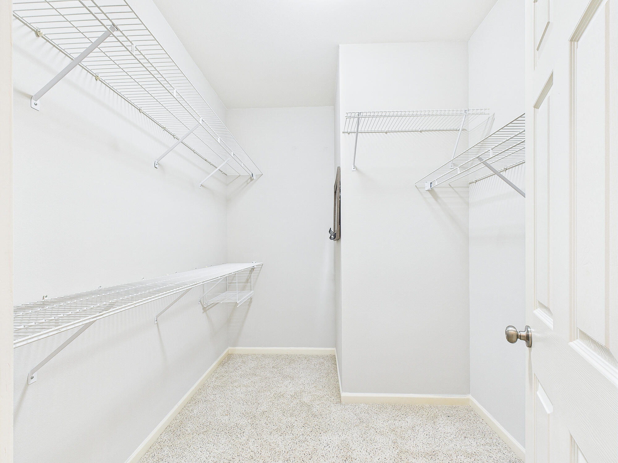 TURNBERRY PLACE - Residential