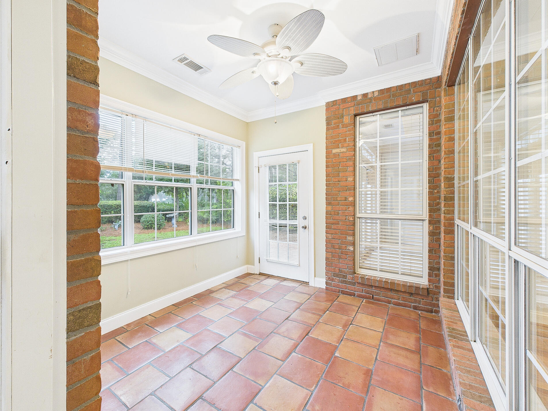 TURNBERRY PLACE - Residential