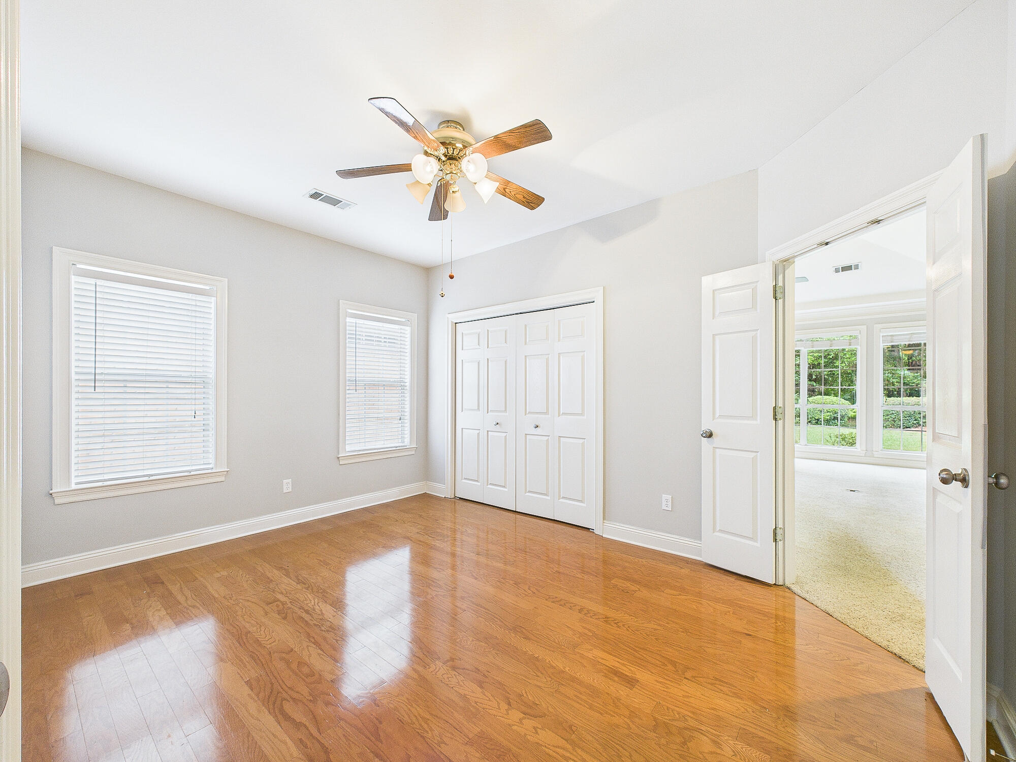 TURNBERRY PLACE - Residential