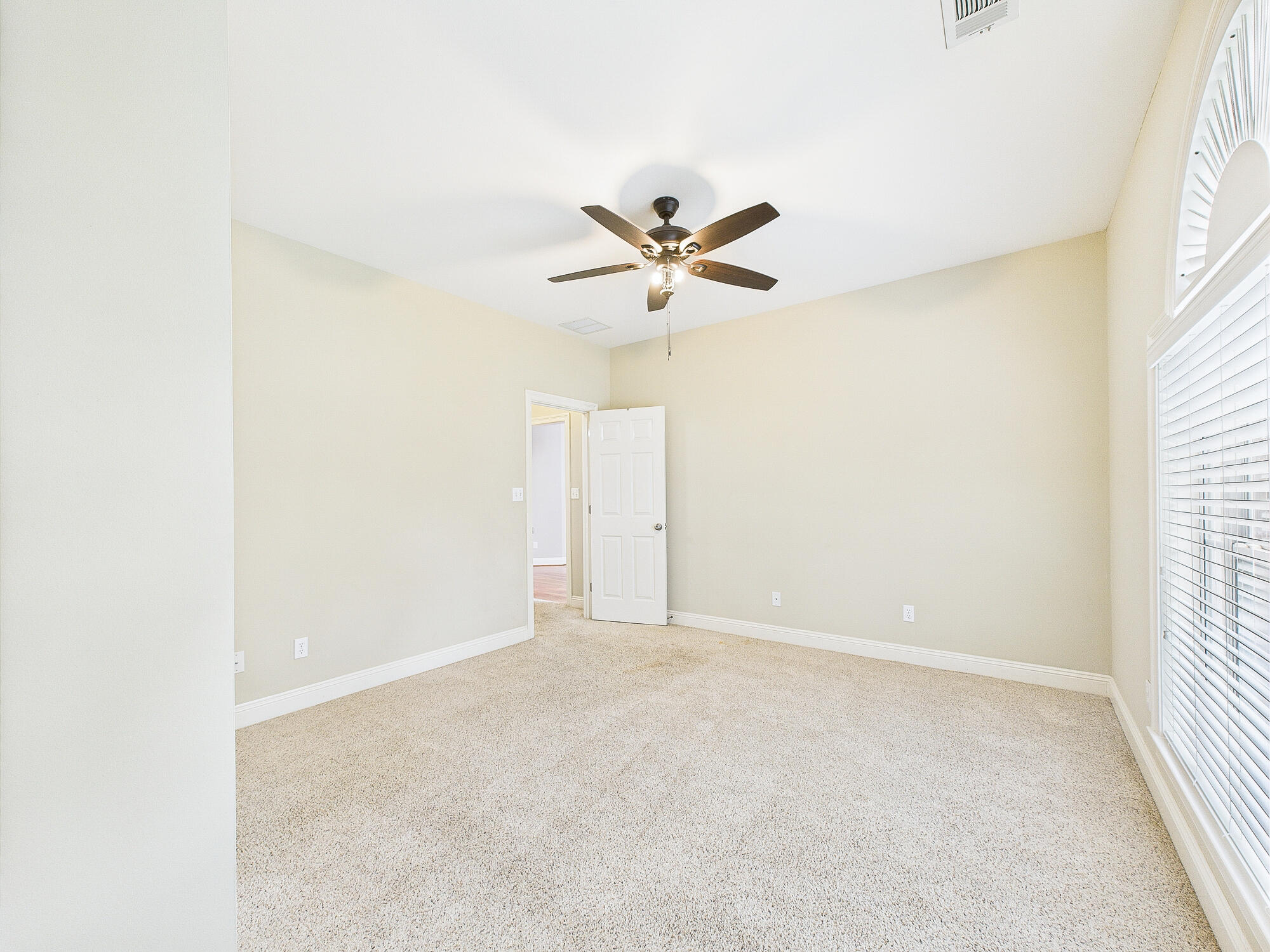 TURNBERRY PLACE - Residential