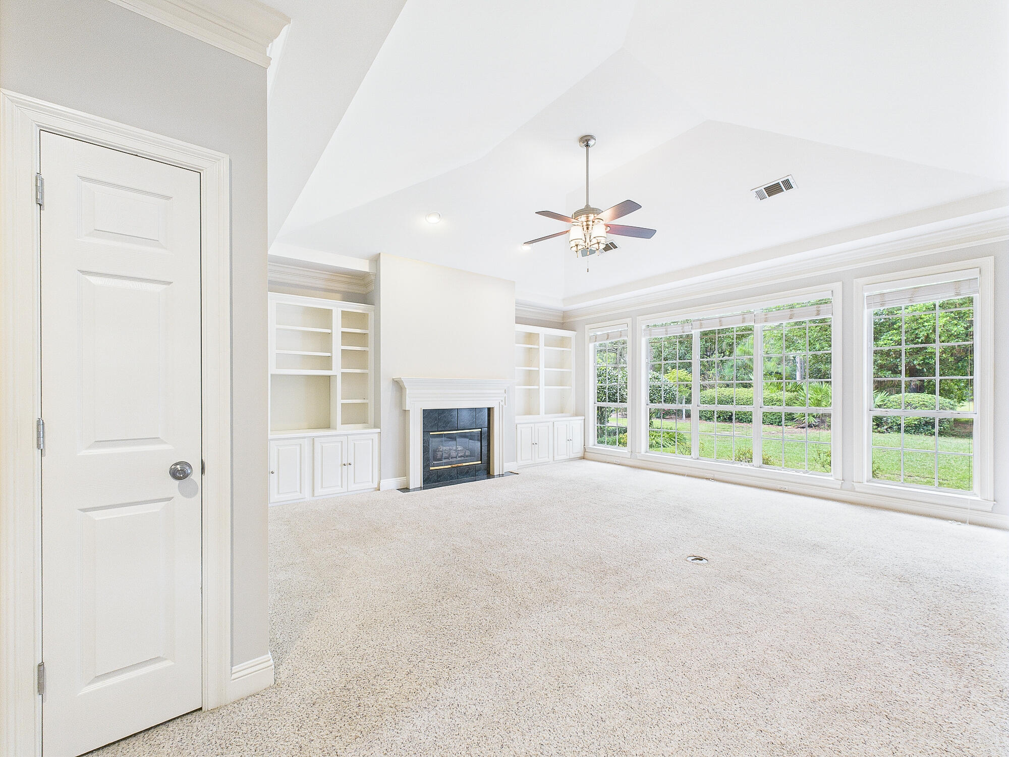 TURNBERRY PLACE - Residential
