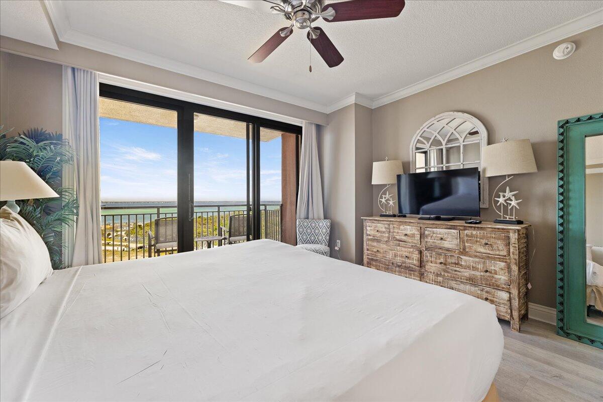 EMERALD GRANDE - Residential